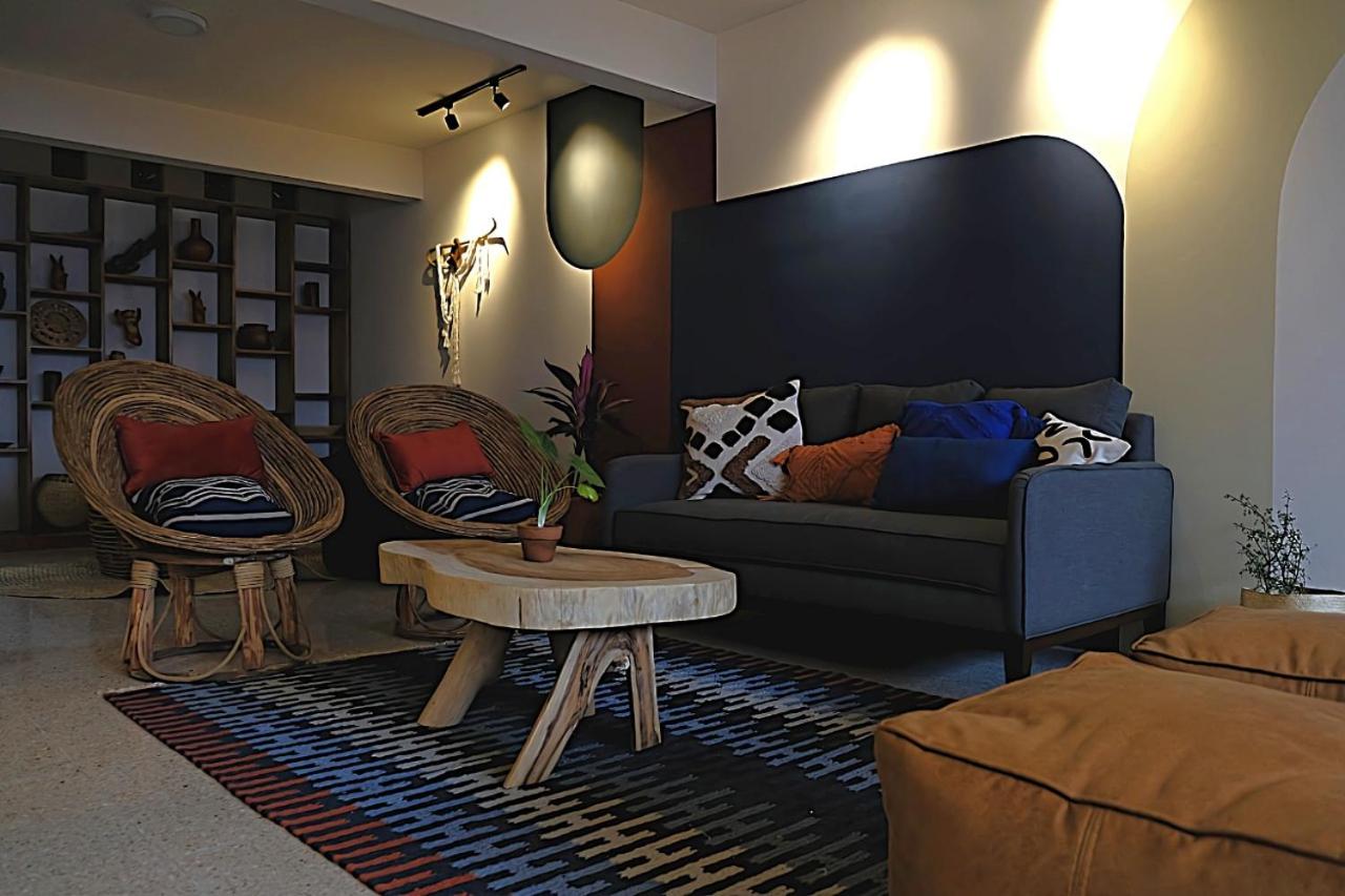 Double Room with Private Bathroom - Photo 27