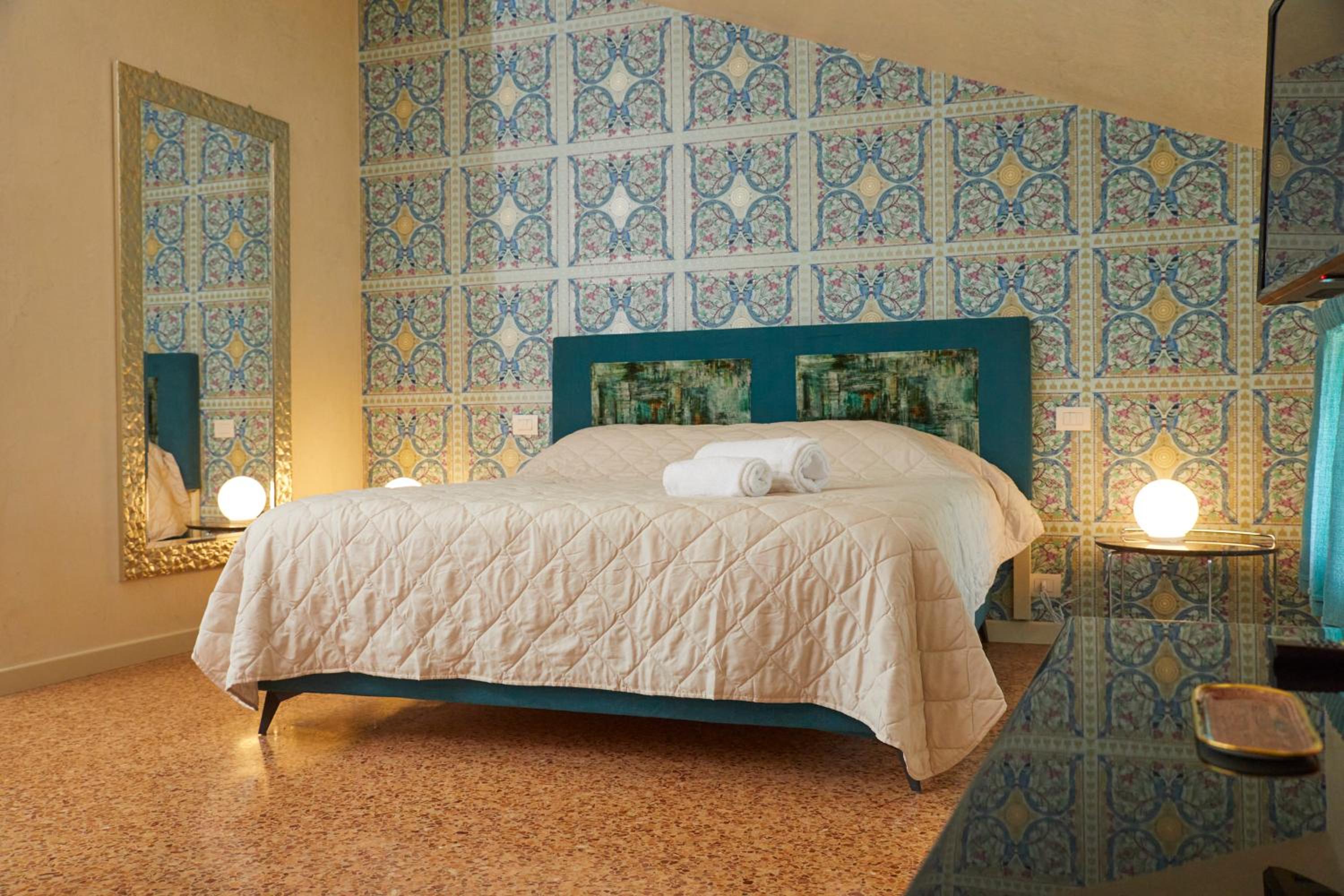 Junior Suite with Terrace - Photo 1