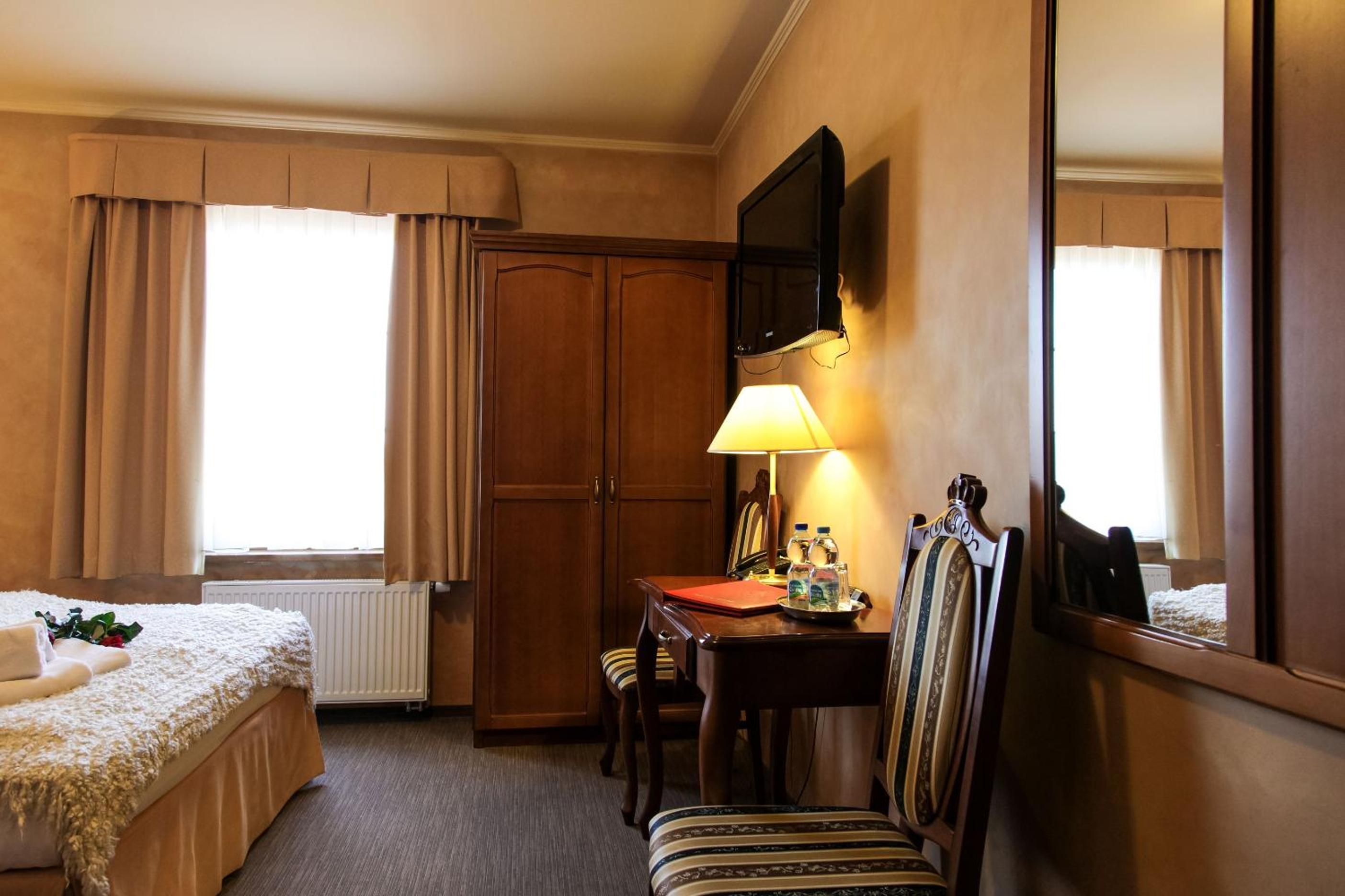 Double Room - Photo 1