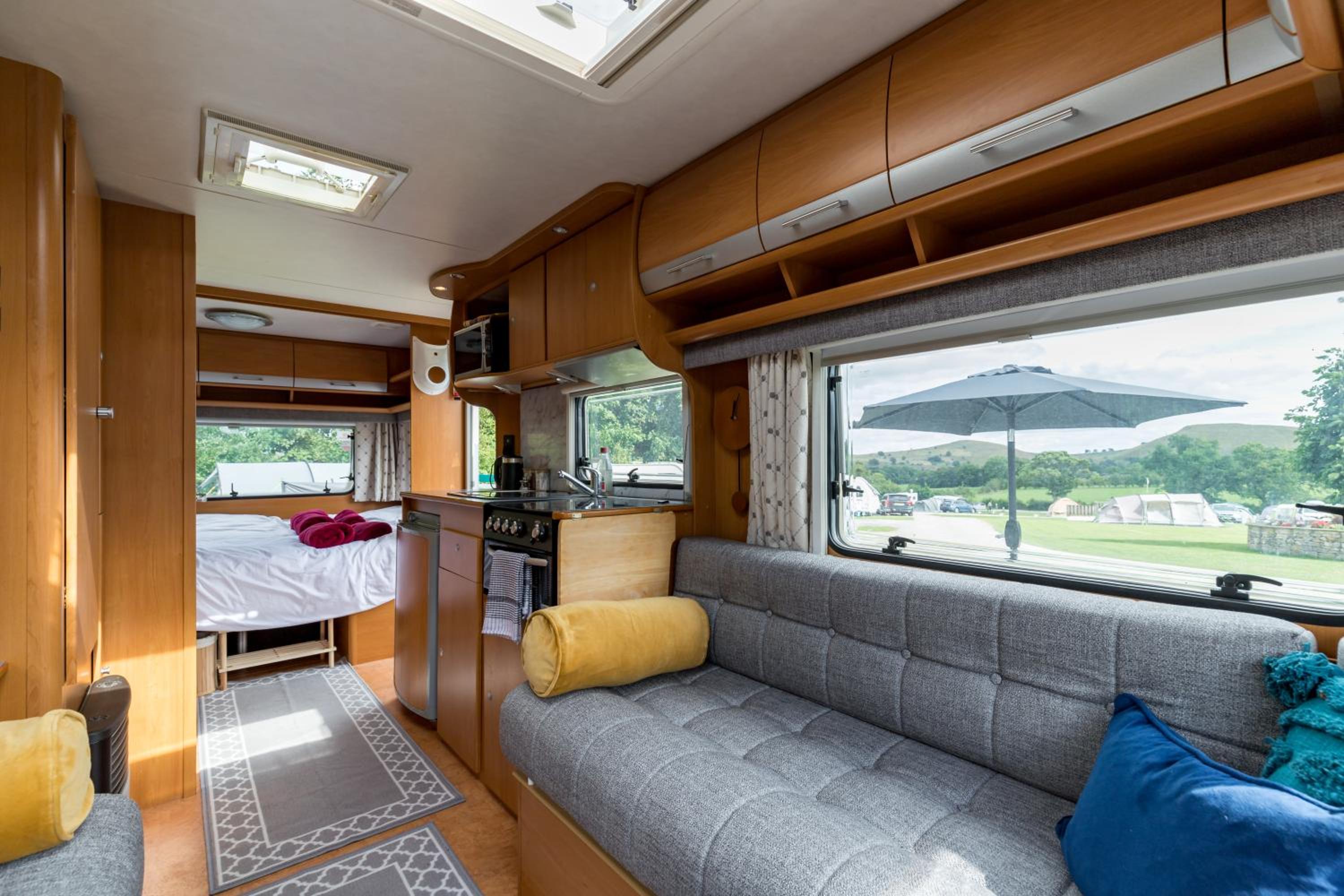 Caravan photo 3