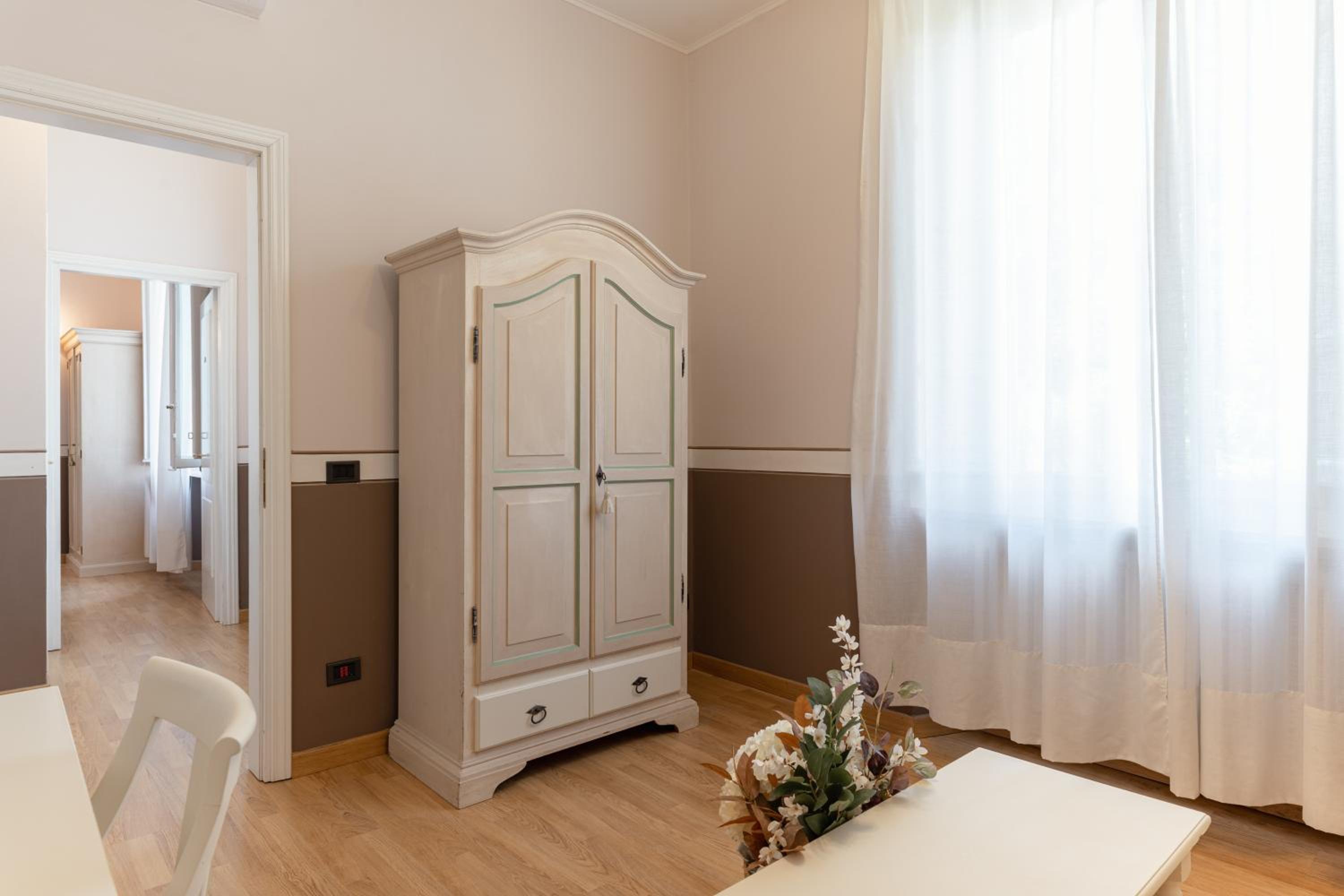 Suite with Garden View - Photo 5