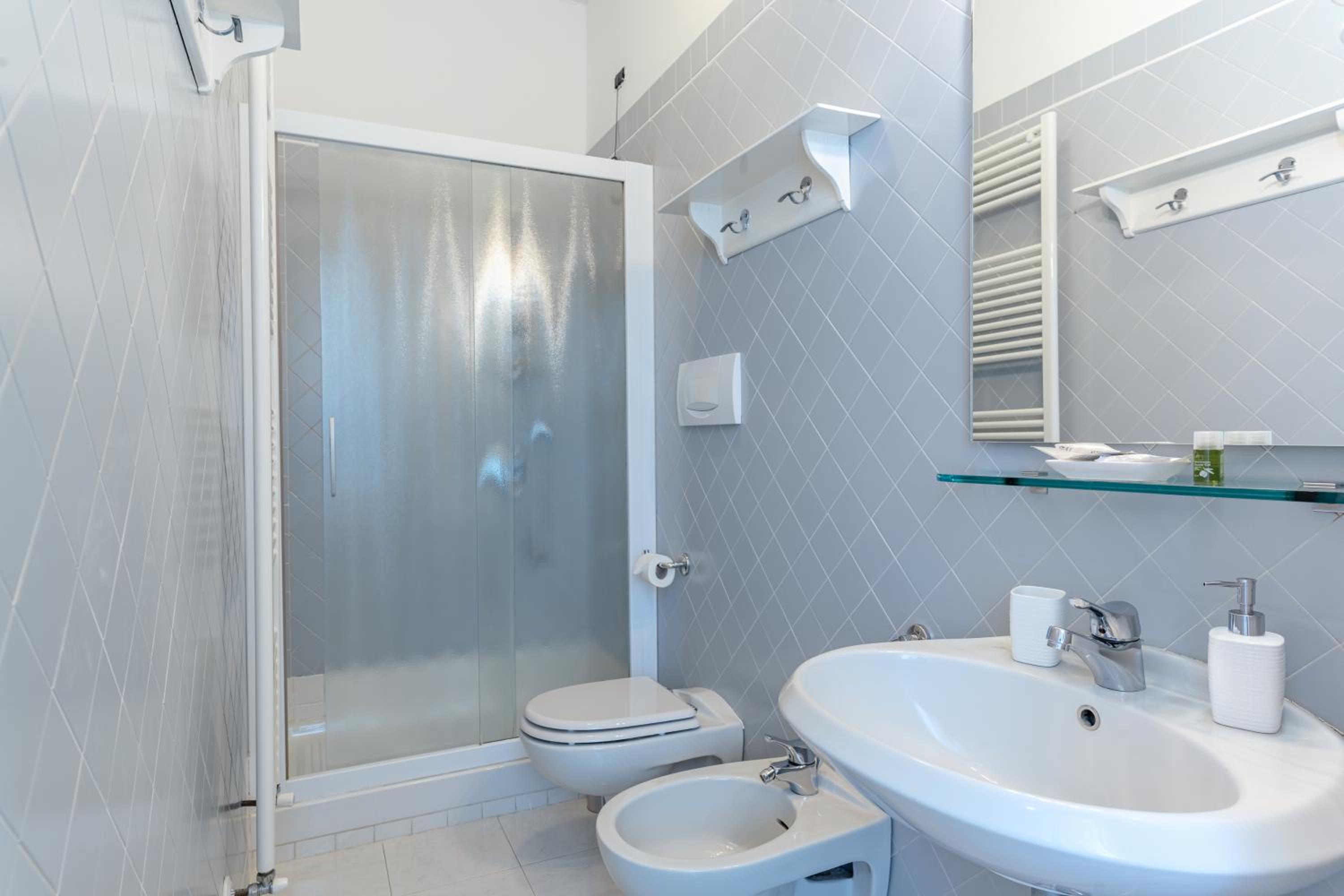 Suite with Garden View - Photo 8