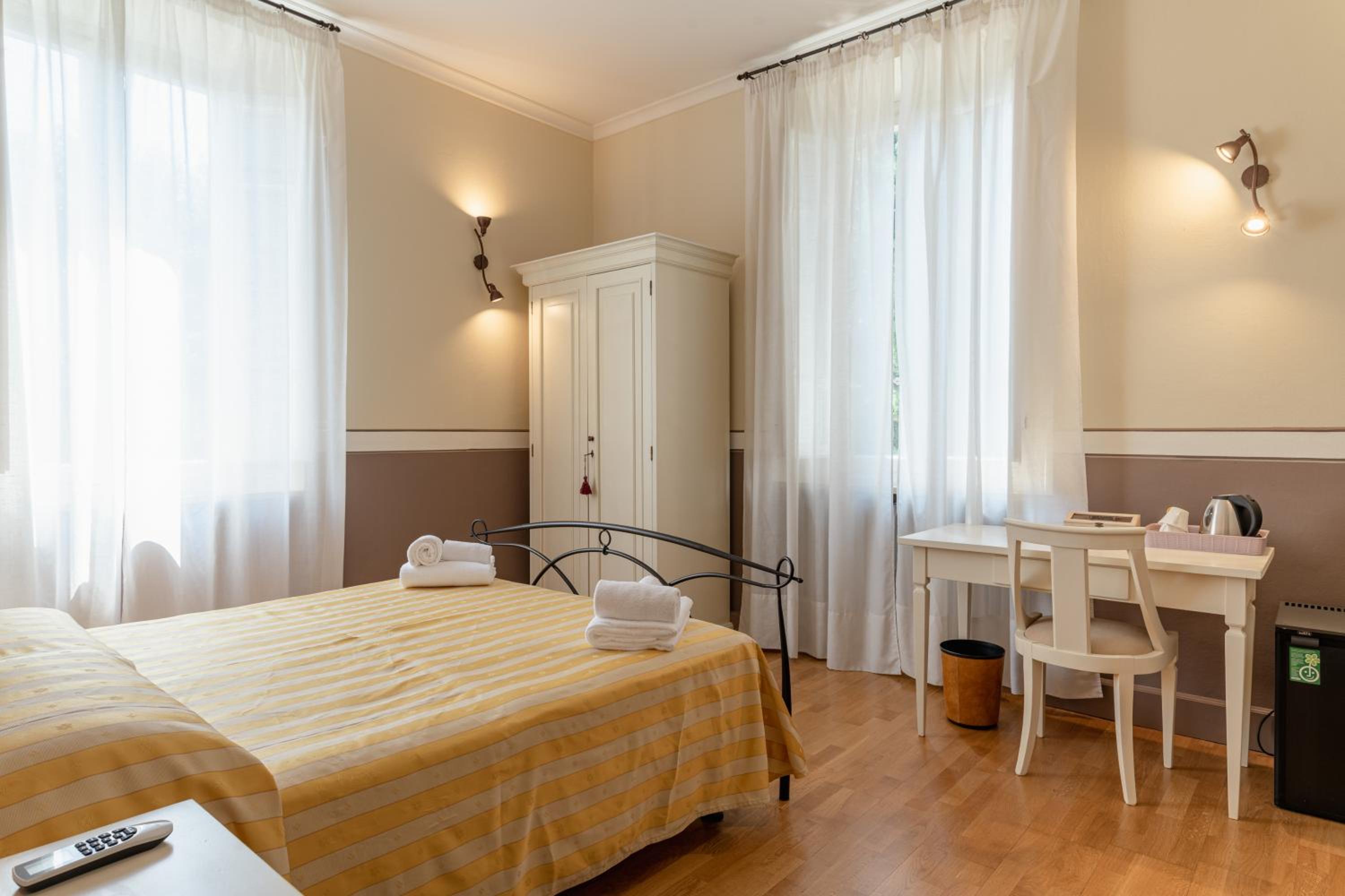 Deluxe Double Room - Photo 3