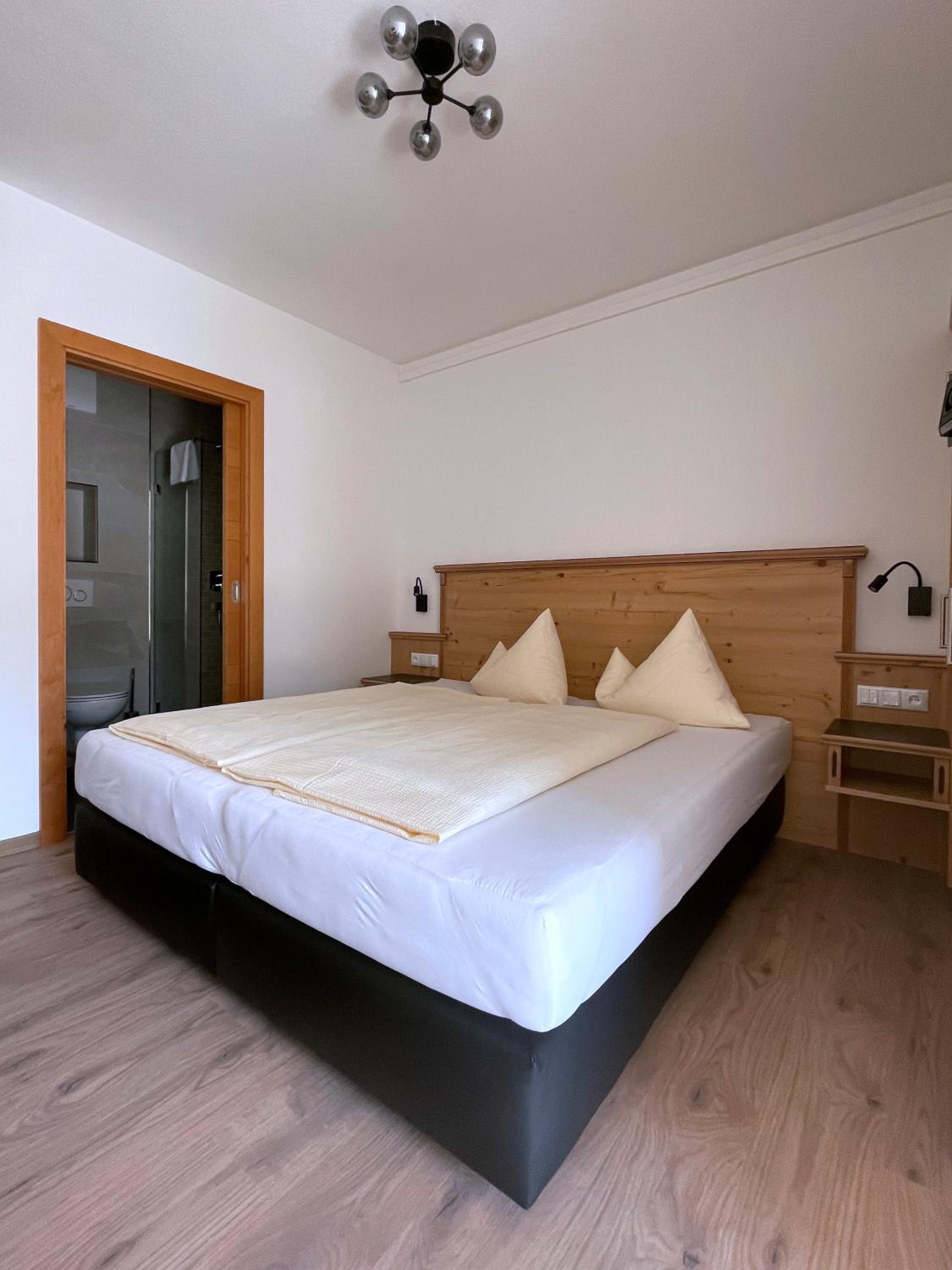 Deluxe Suite - Photo 4
