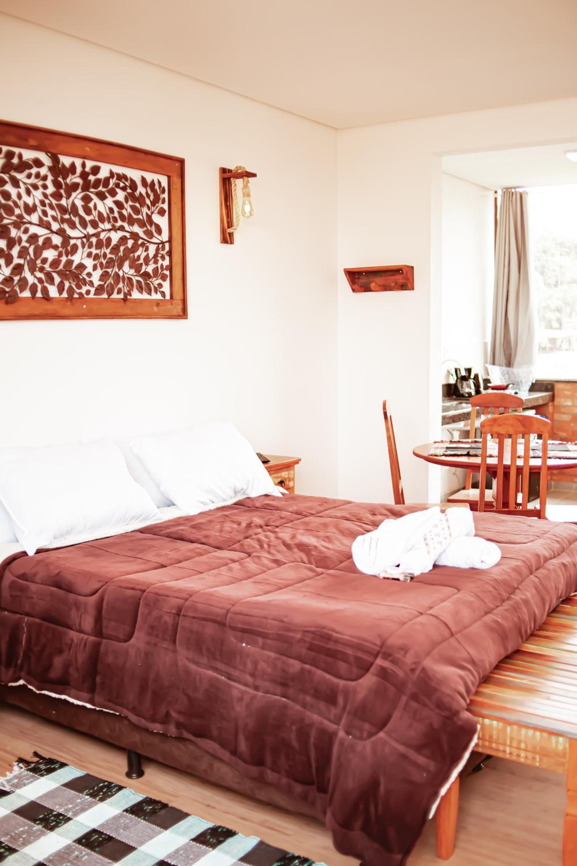 Deluxe Room (2 Adults + 1 Child) - Photo 1