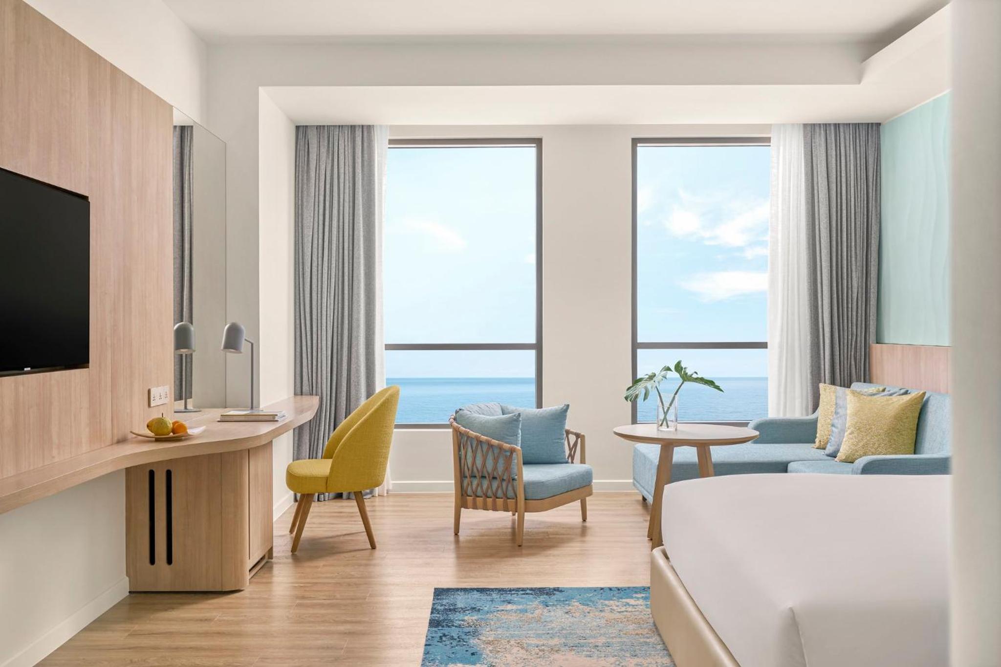 Standard King Room with Ocean View - Photo 3