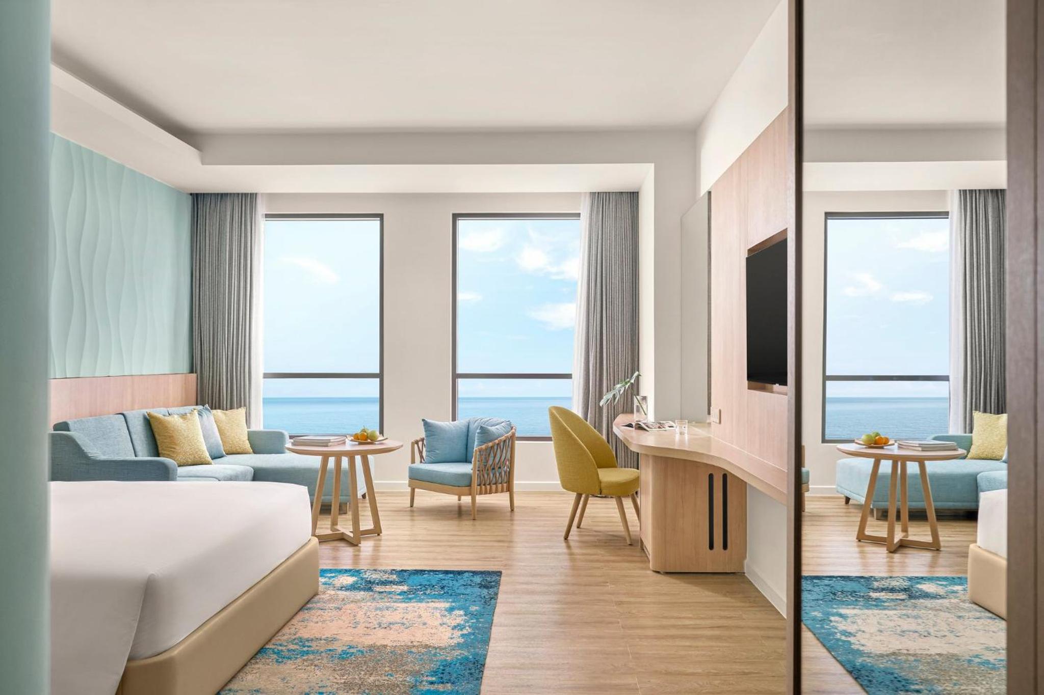 Two-Bedroom Suite - Marine Theme/Ocean View - Photo 3