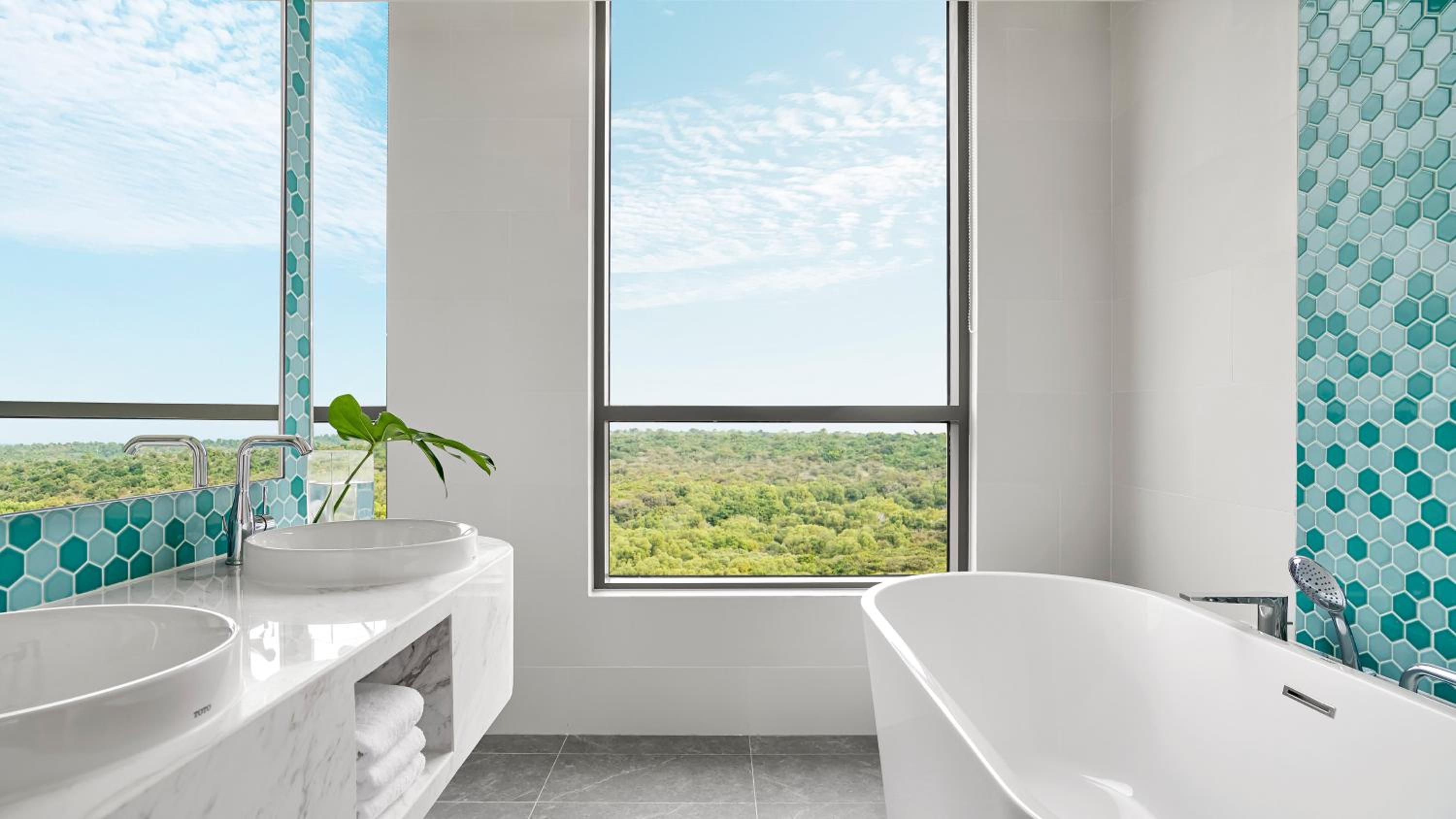 King Suite - Photo 5