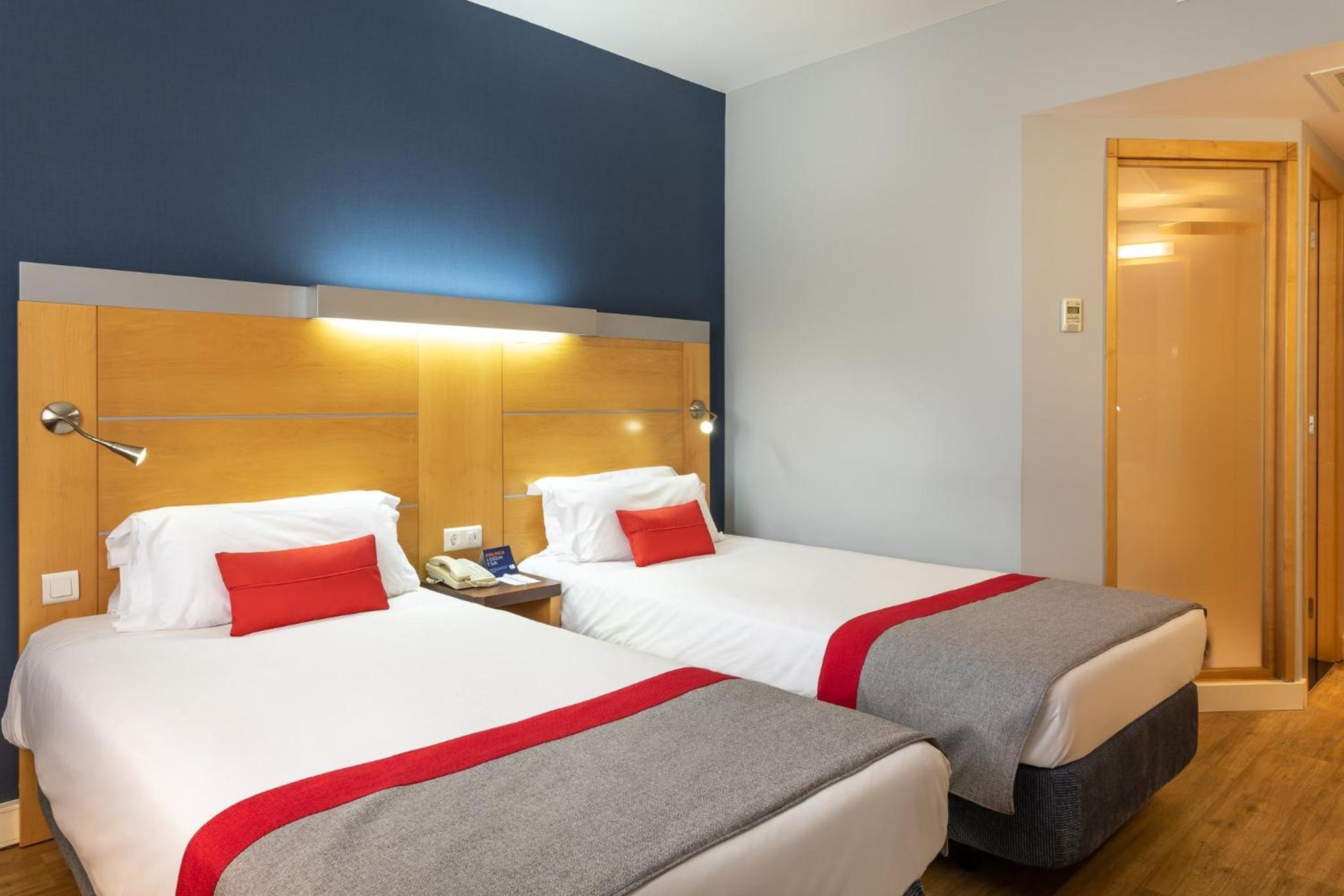 Standard Twin Room - Free Breakfast - Photo 6