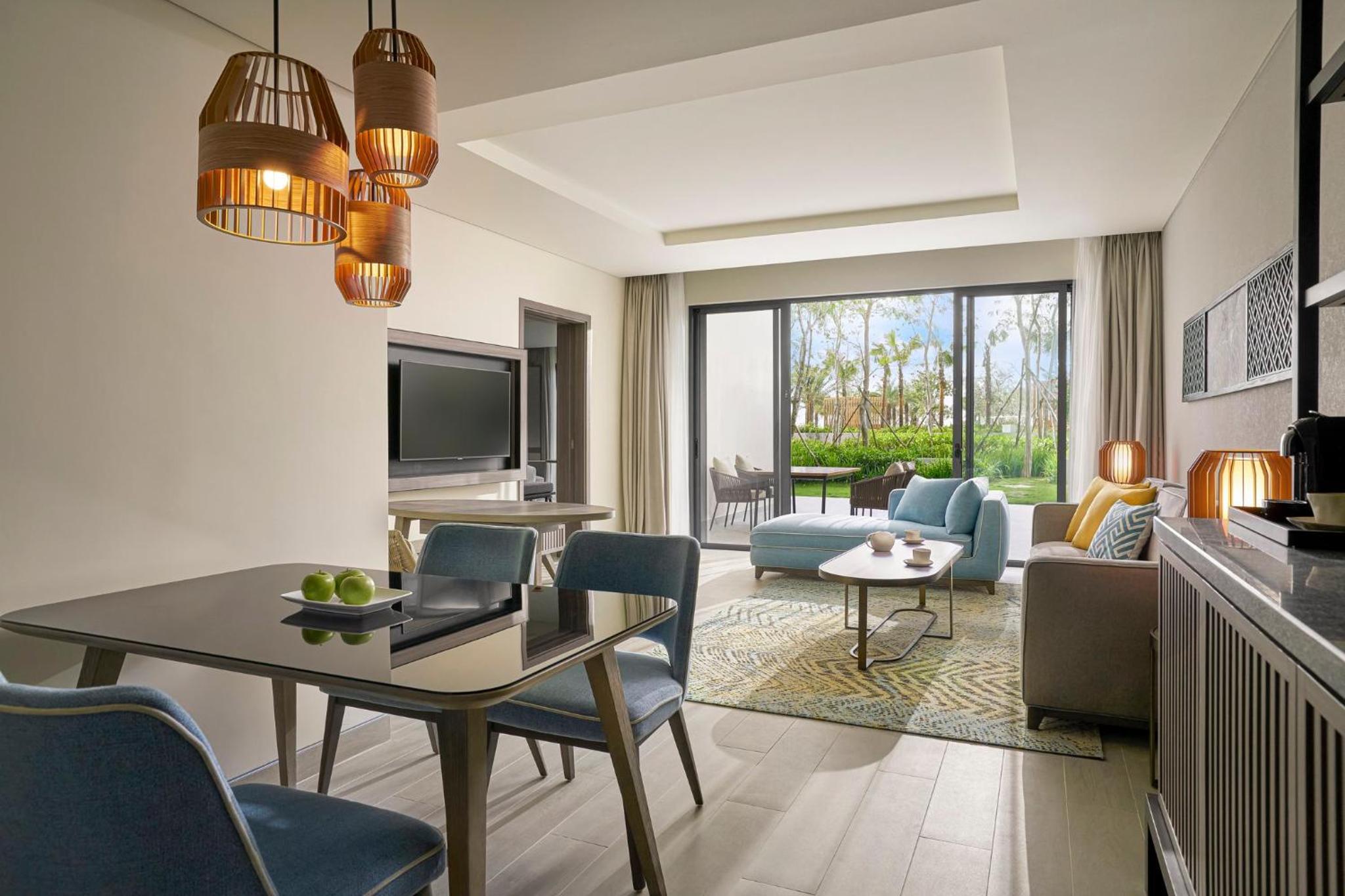 Two-Bedroom Suite - Photo 4