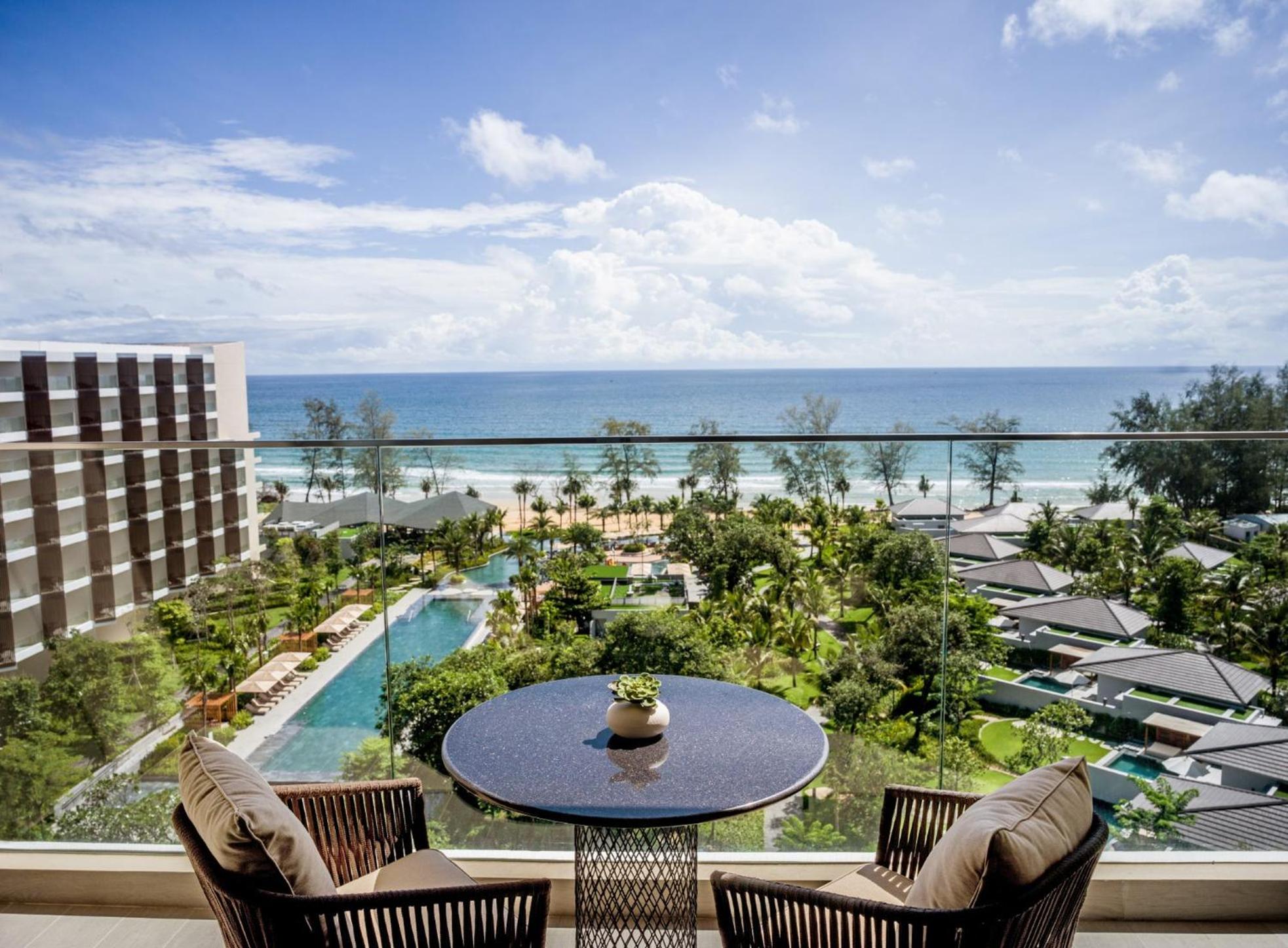 Standard King Room with Ocean View - Photo 3