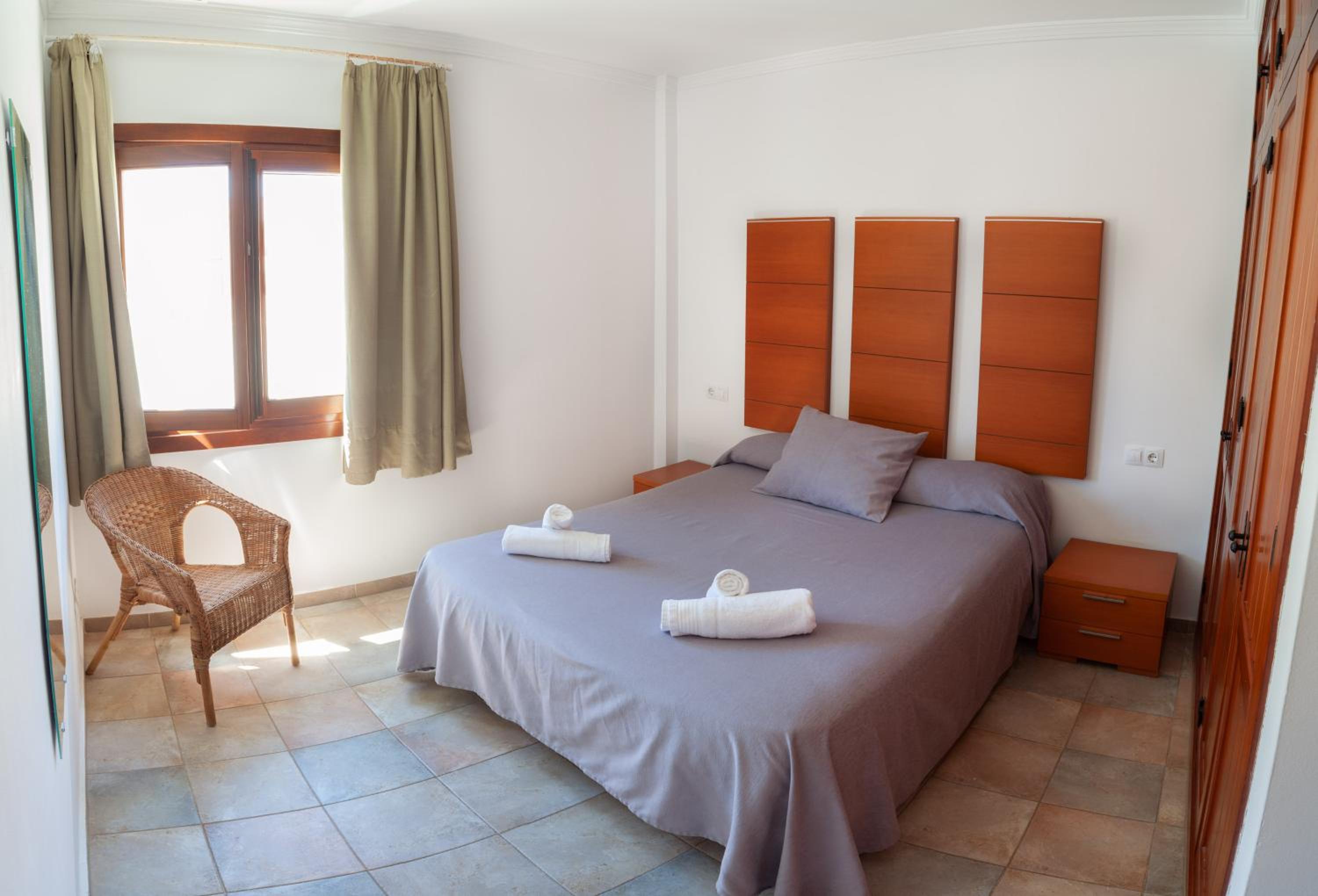 One-Bedroom Apartment (3 Adults) photo 3