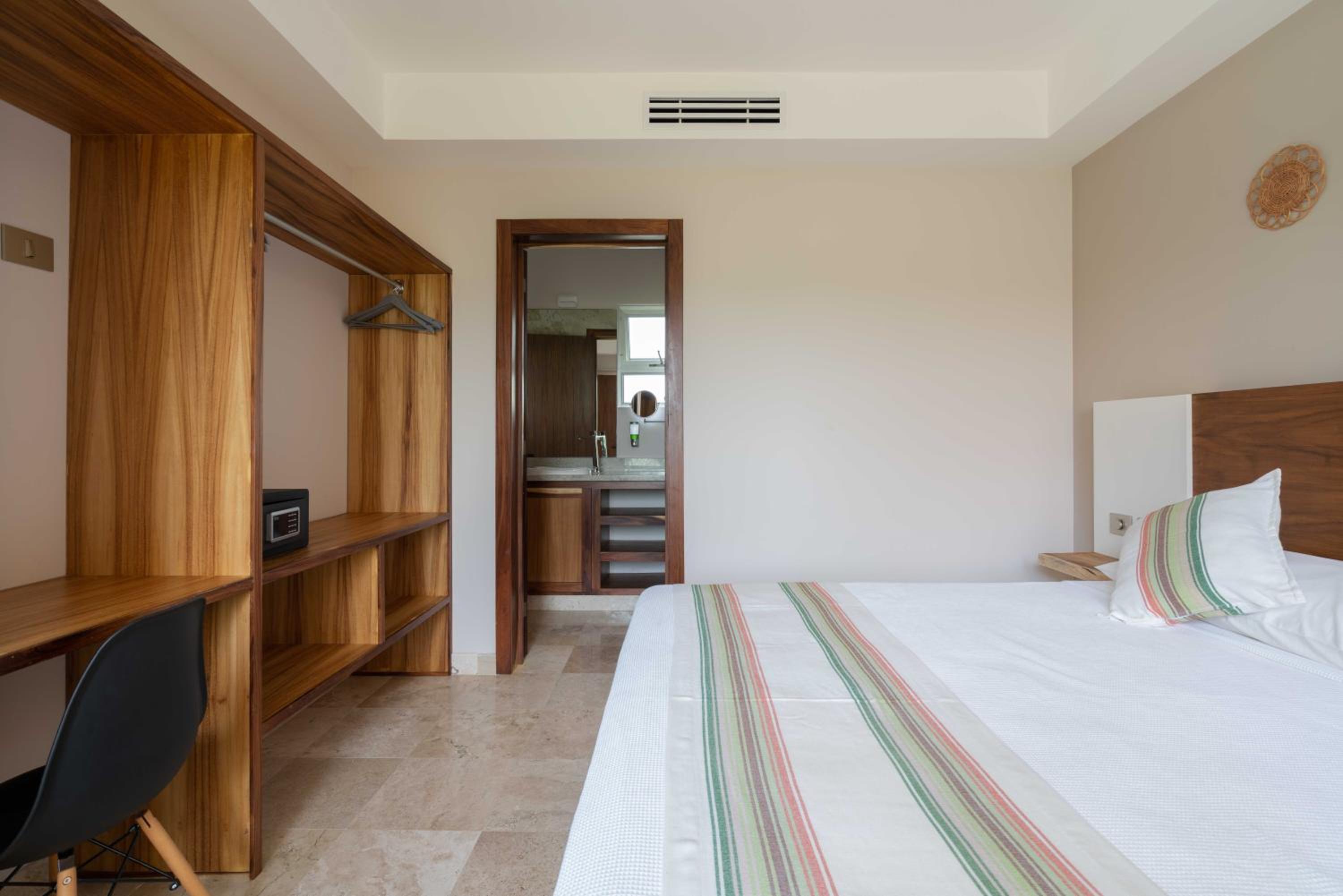 Superior Apartment - Photo 15