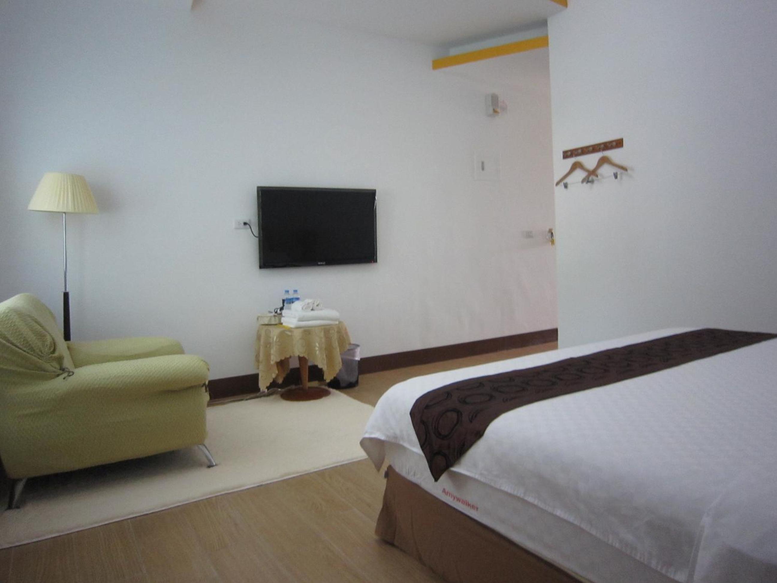 Large Double Room photo 1