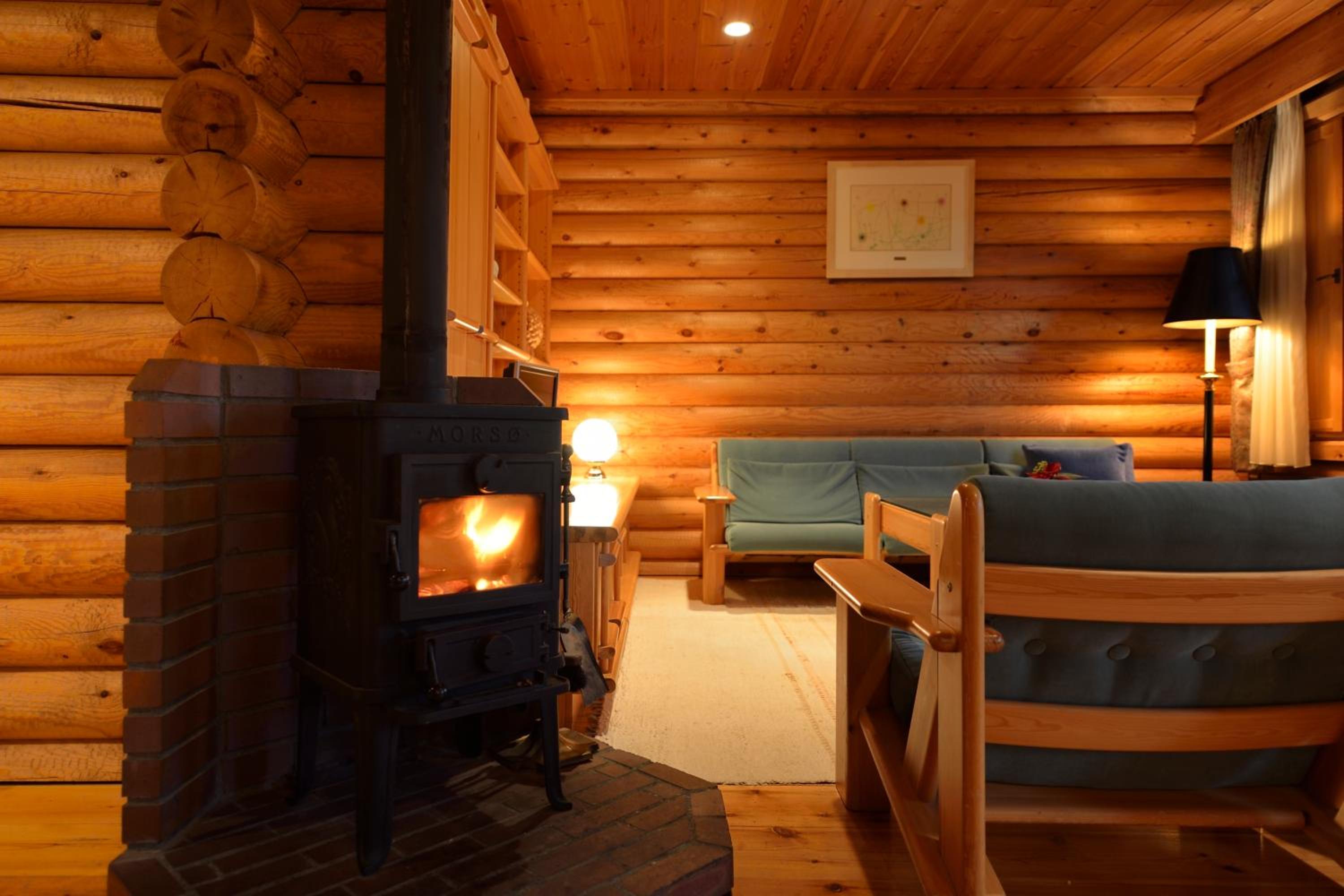 Cottage with Lake View - Photo 13