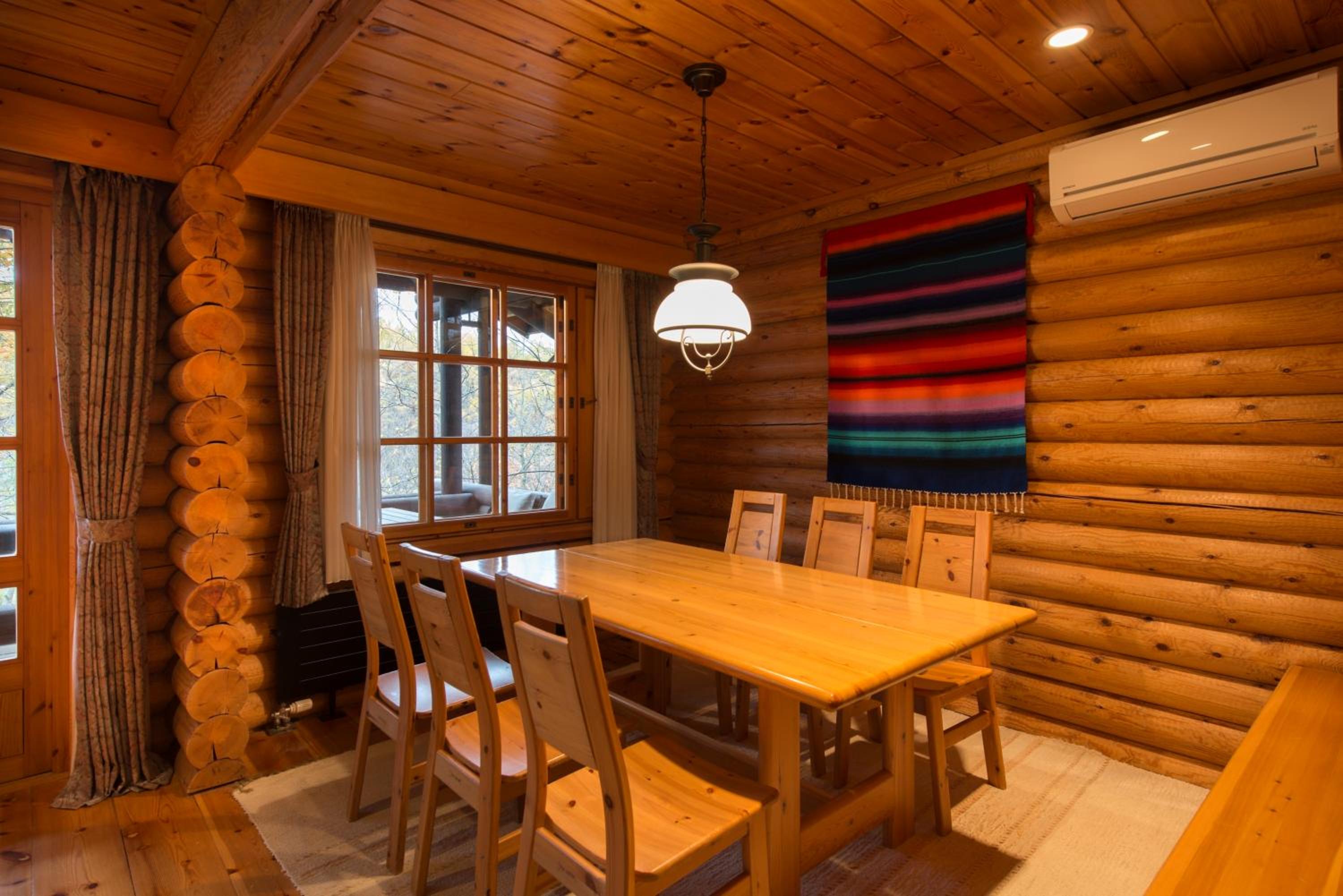 Cottage with Lake View - Photo 11