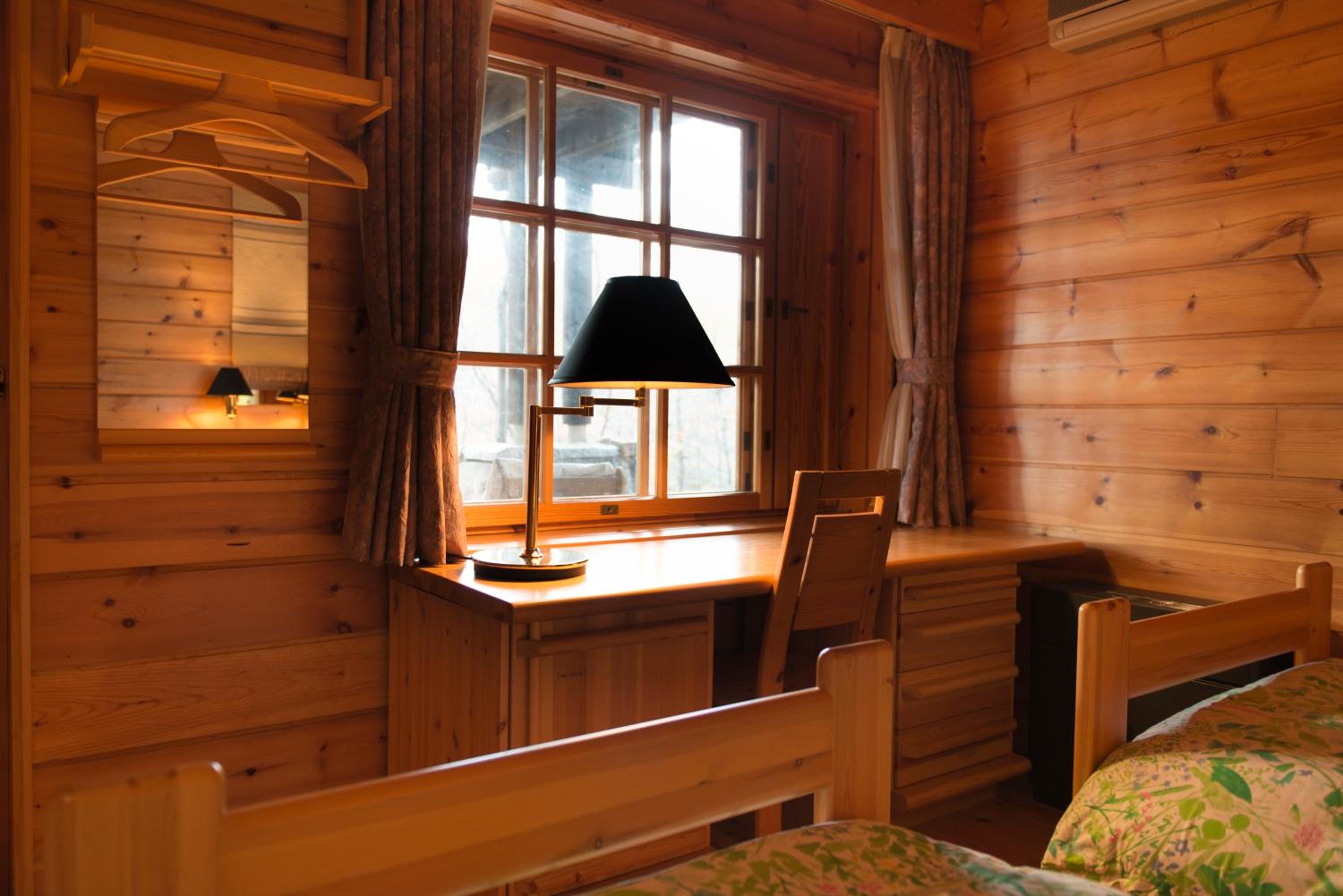 Cottage with Forest View - Photo 10