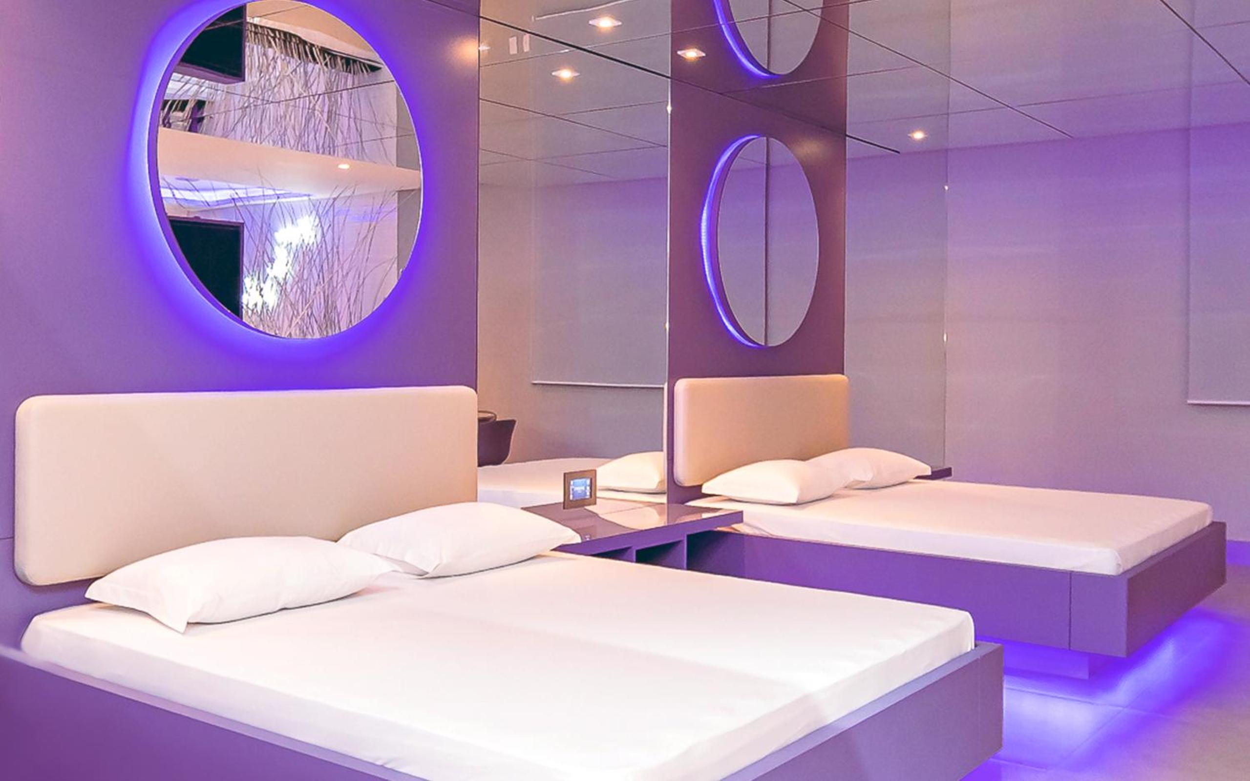 Villa with Private Pool - Photo 4