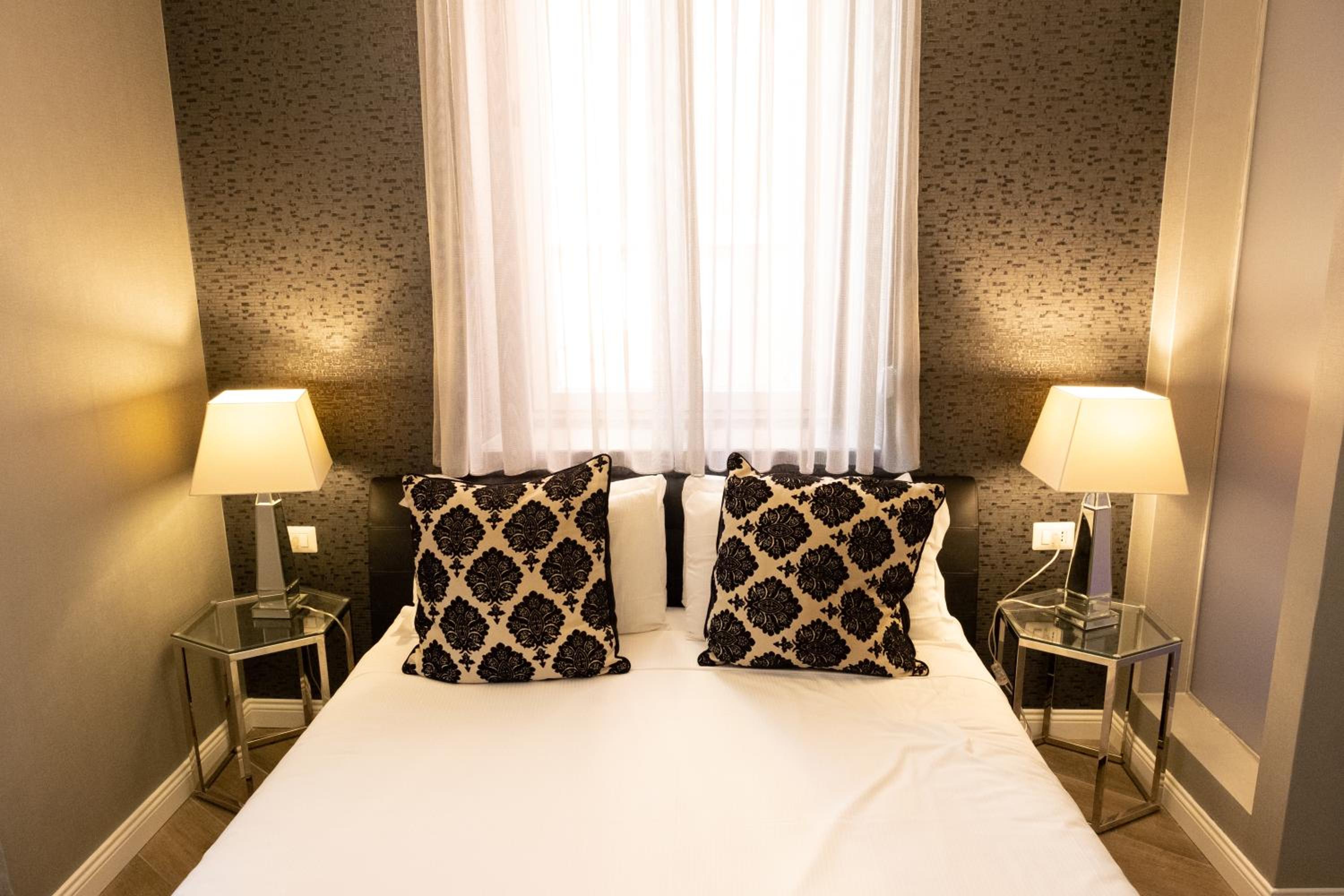 Standard Double Room-Via del Corso 32 photo 2