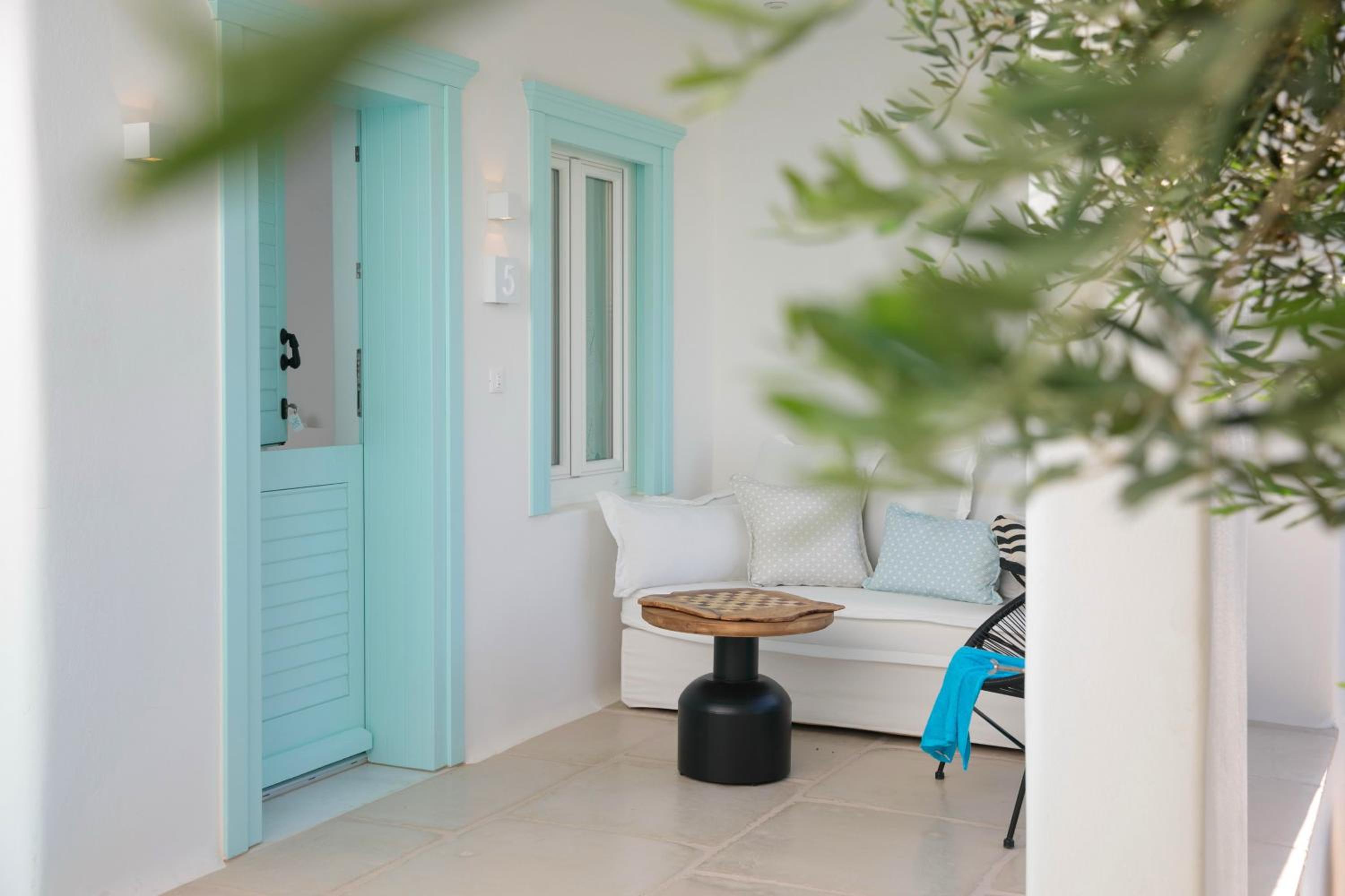 Majo Two Bedroom Villa with Private Pool - Photo 42