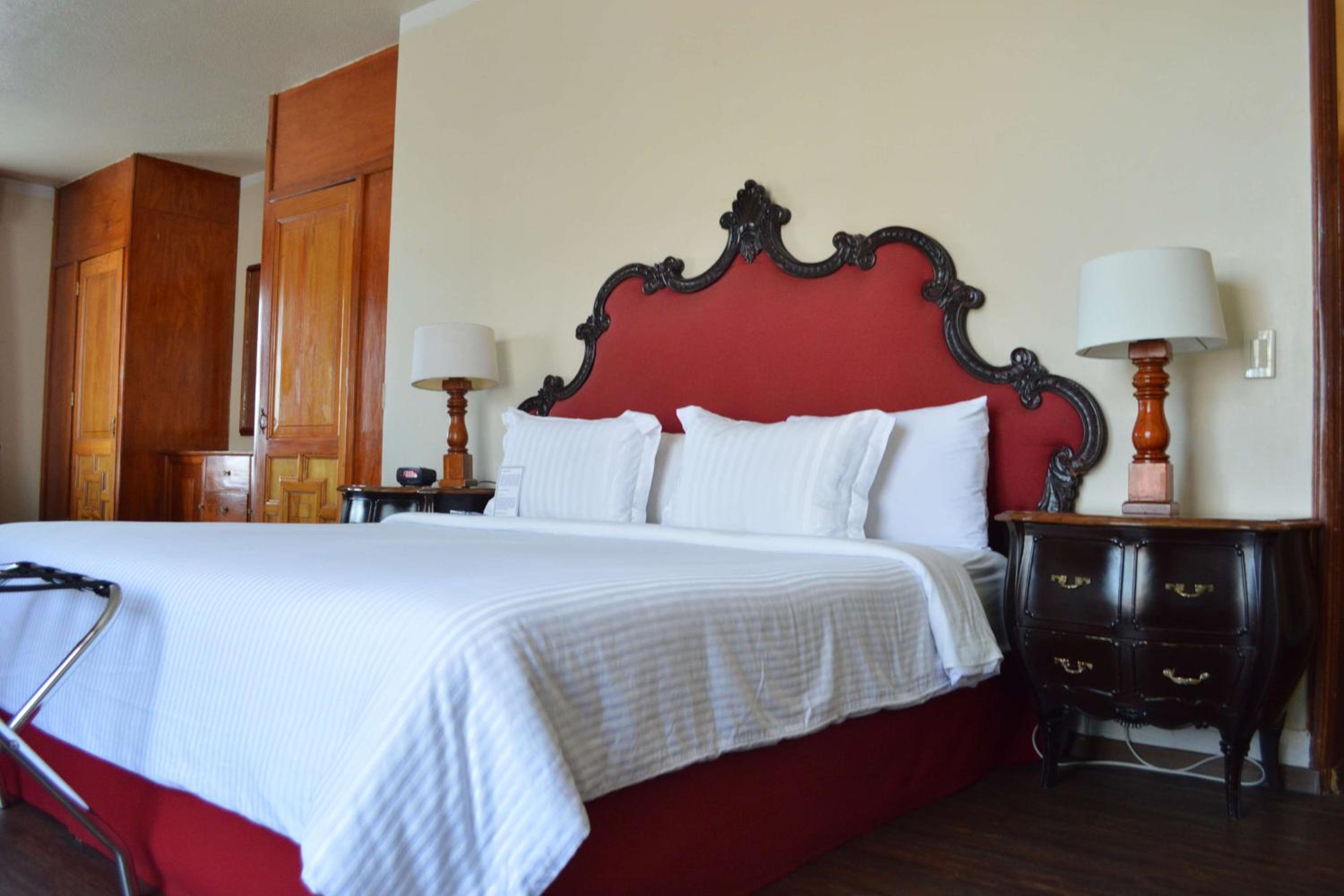 King Suite - Photo 2