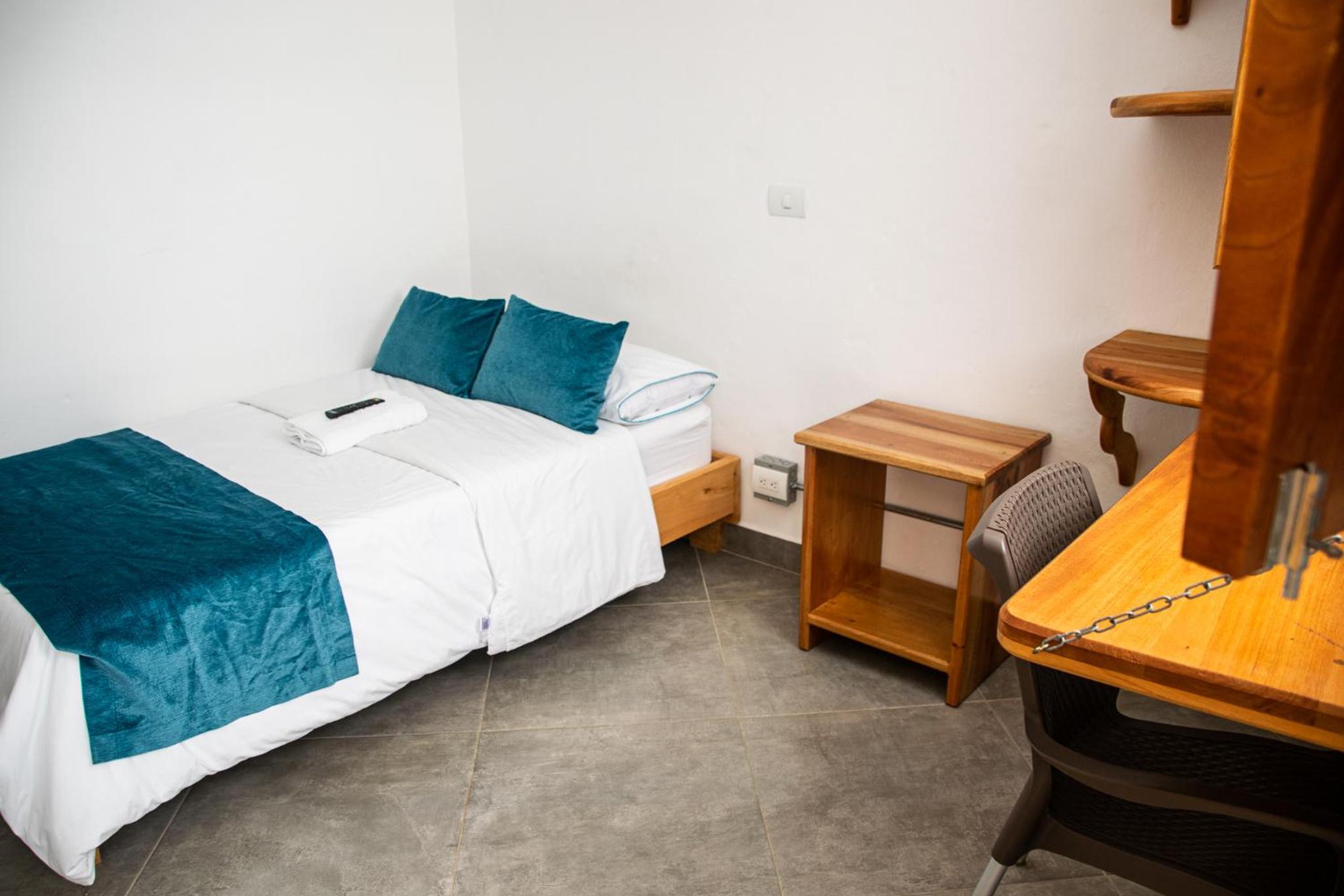 Large Single Room photo 1