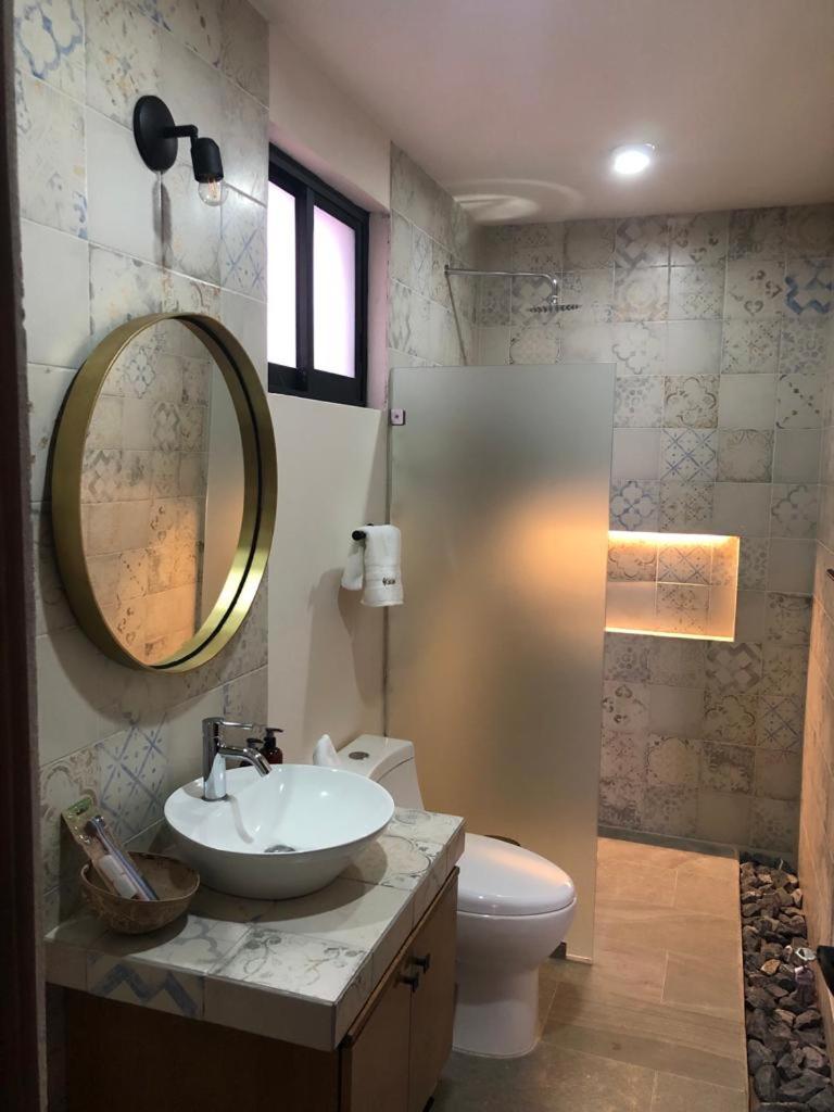 Double Room with Private Bathroom - Photo 59
