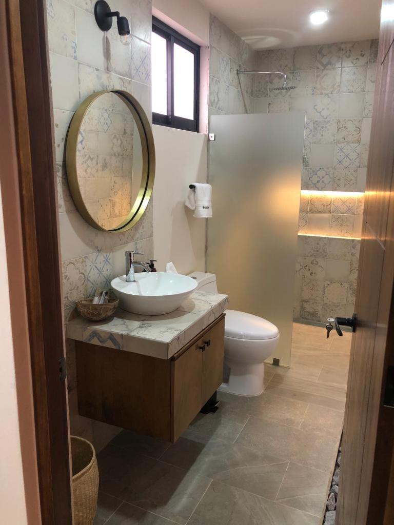 Double Room with Private Bathroom - Photo 48