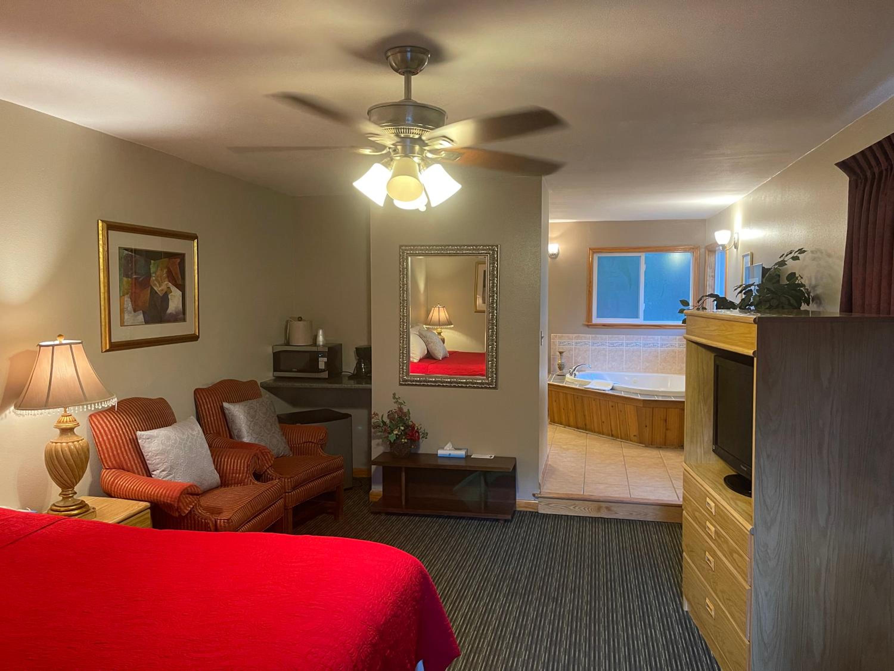 King Room with Spa Bath photo 3