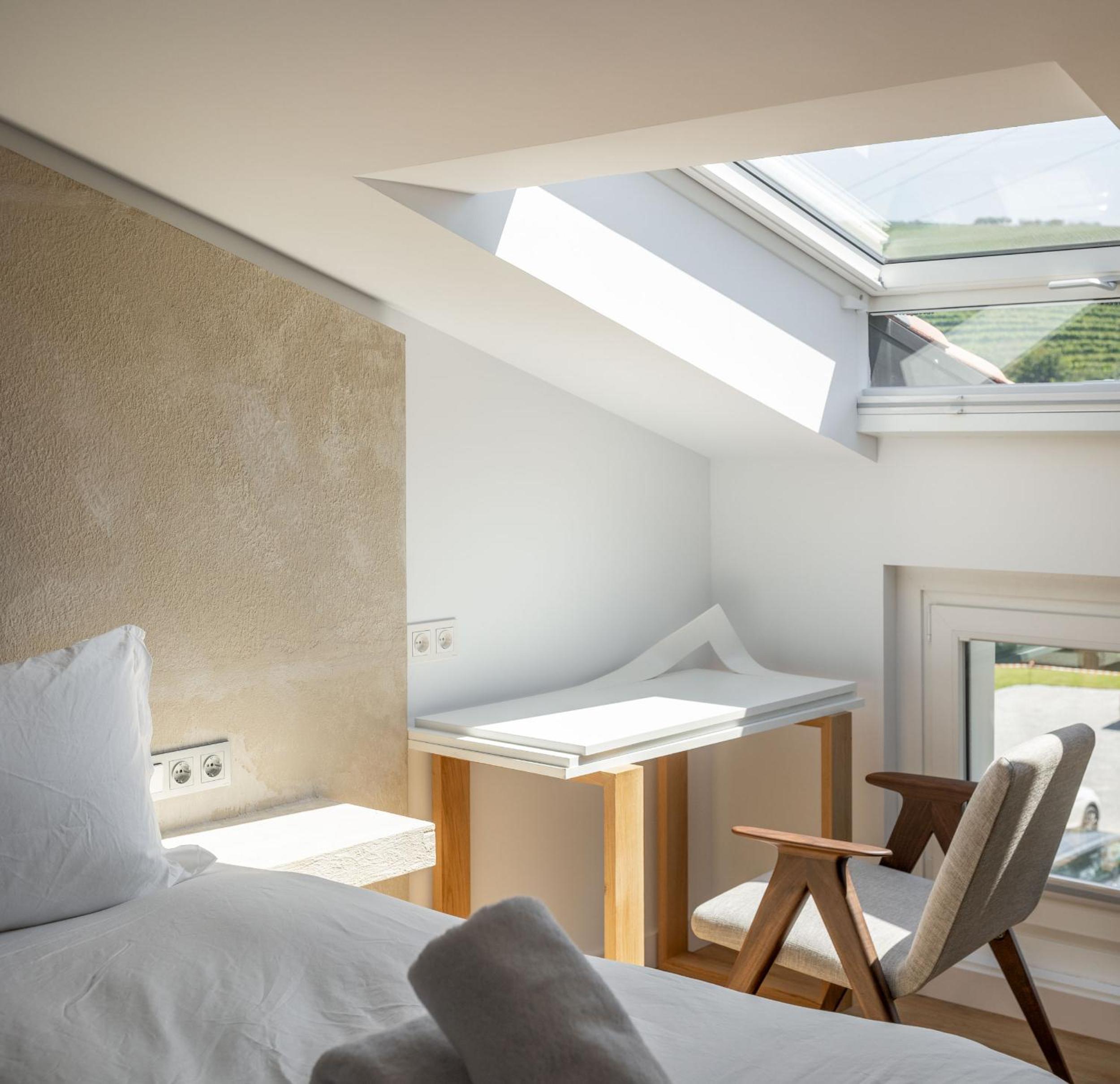 Double Room with Mountain View - Photo 5