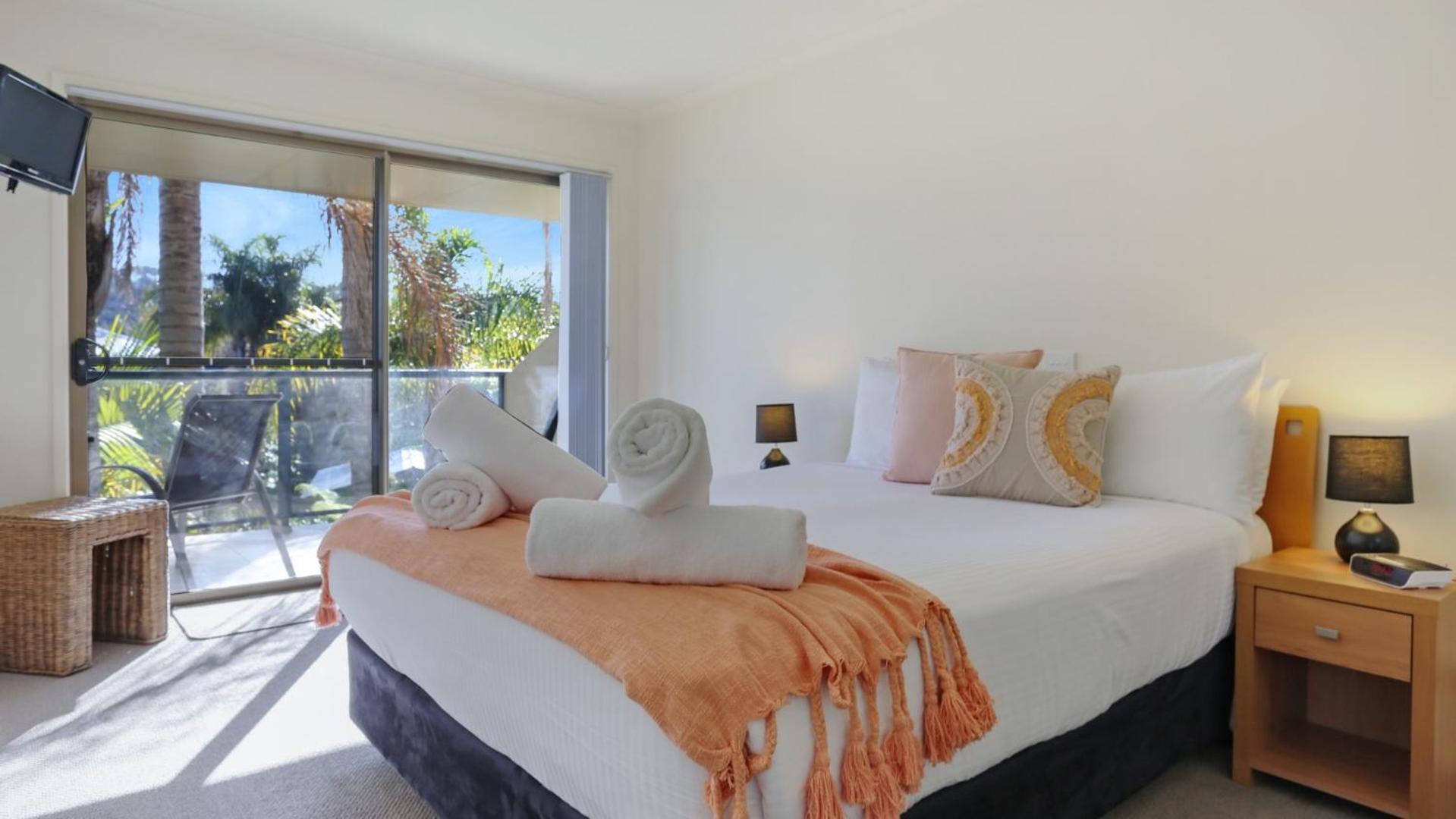 Two-Bedroom Apartment with Two Bathrooms photo 3