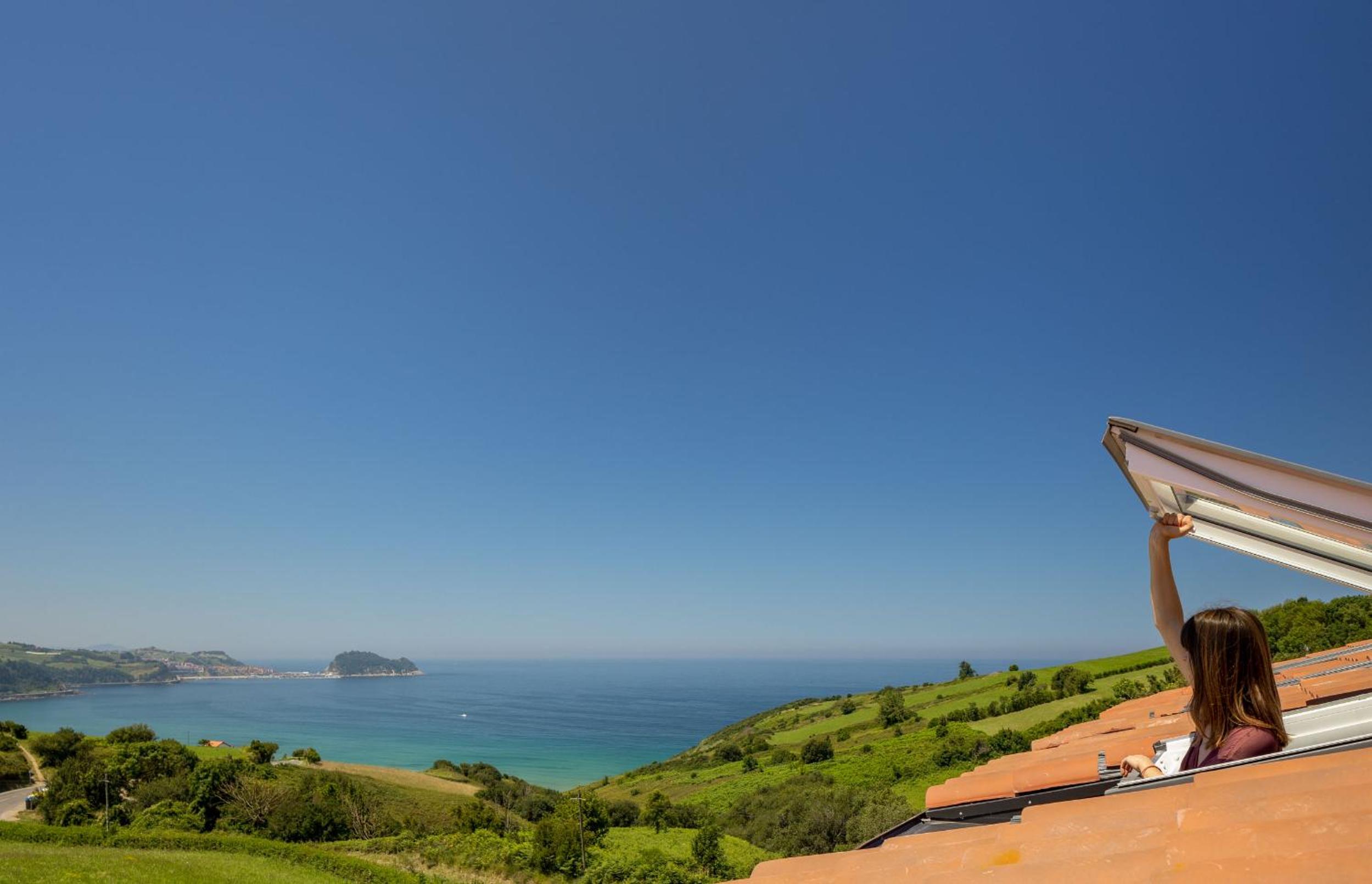 Deluxe Double Room with Sea View - Photo 7