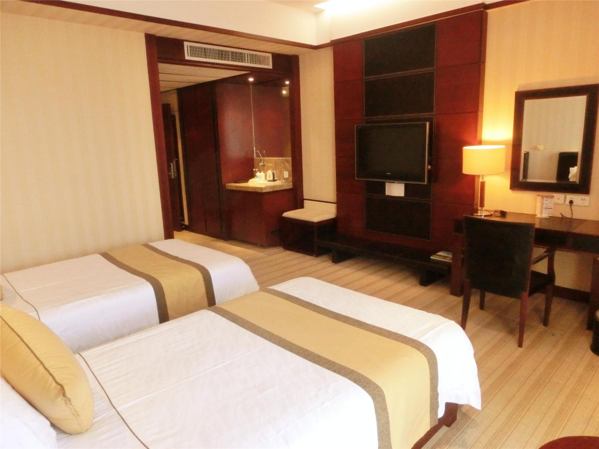 Superior Twin Room - Photo 1
