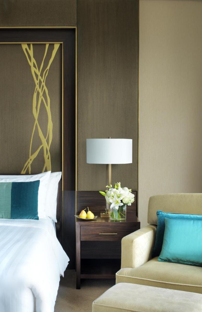 Deluxe Balcony Room