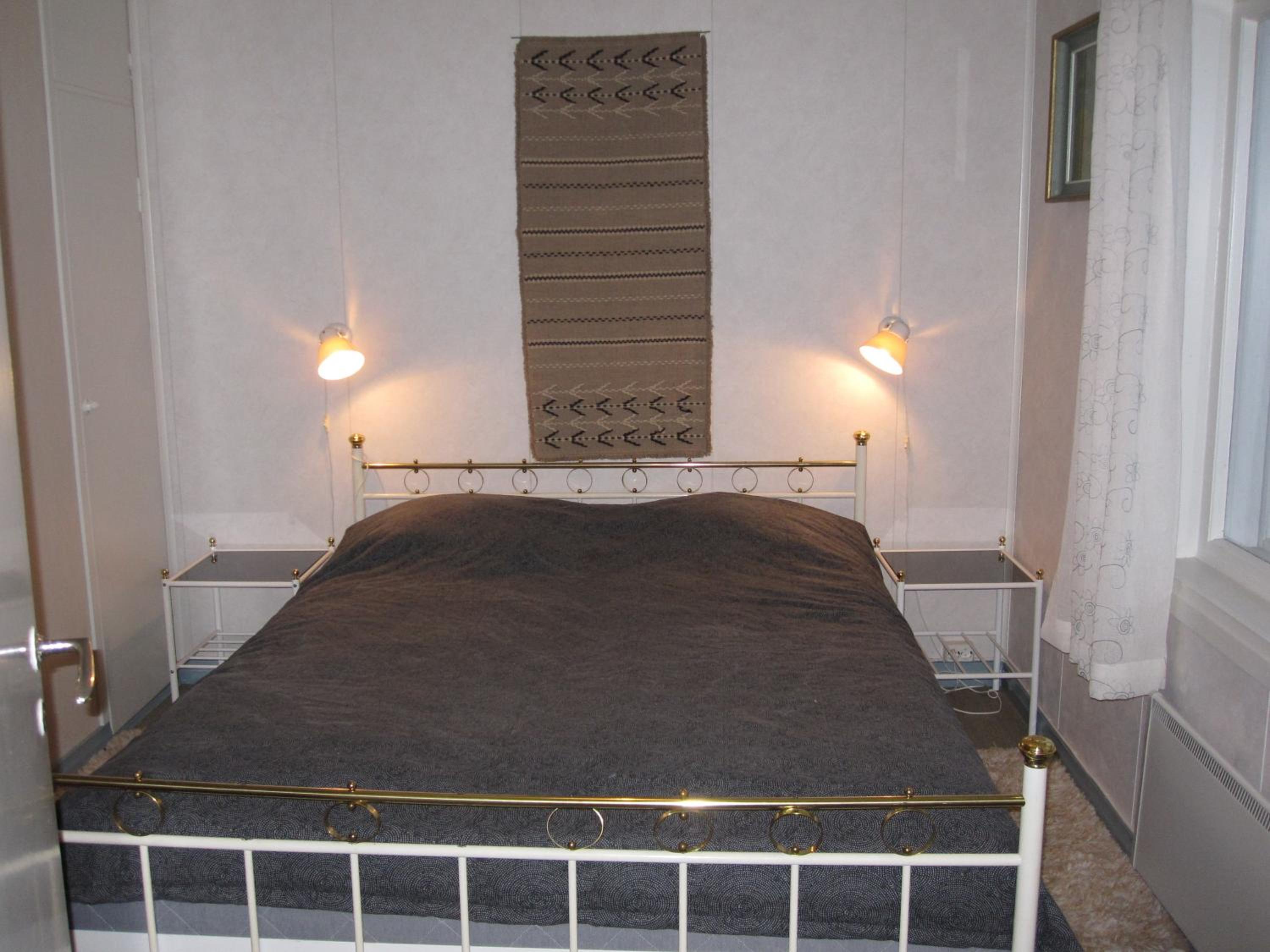 Four-Bedroom House photo 3