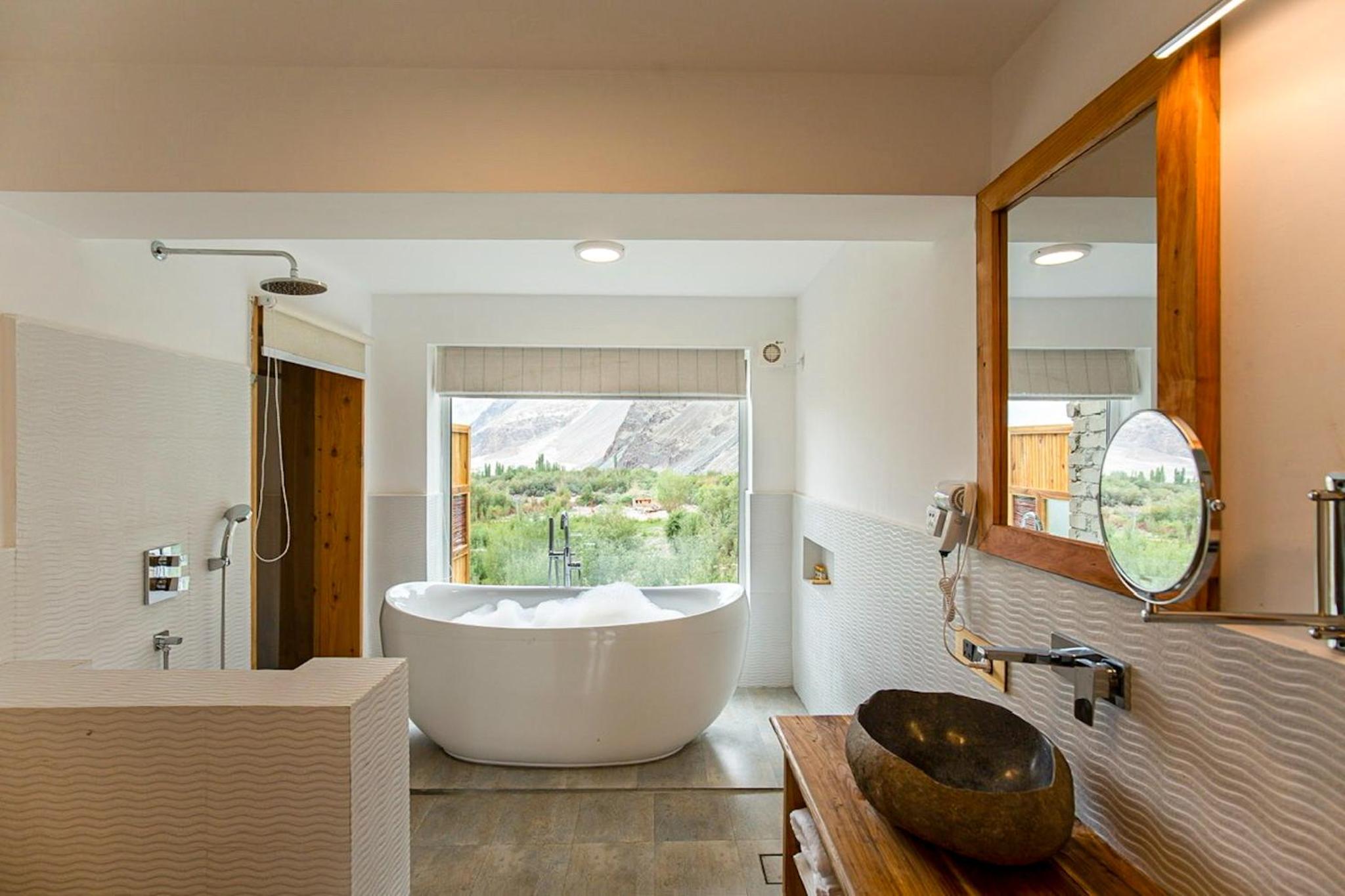 Luxury Premier Room - Photo 4