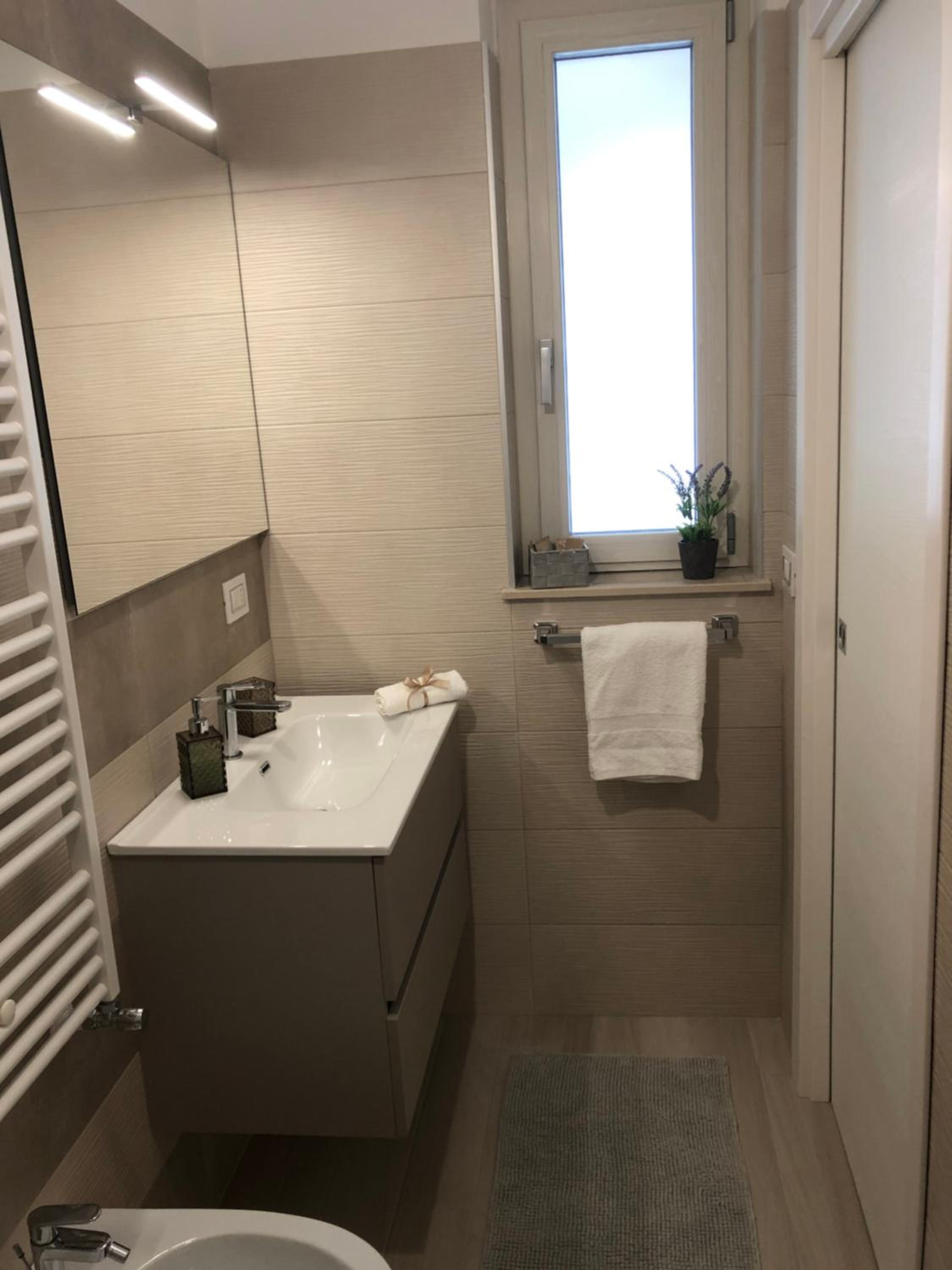 Triple Room with Balcony - Photo 3