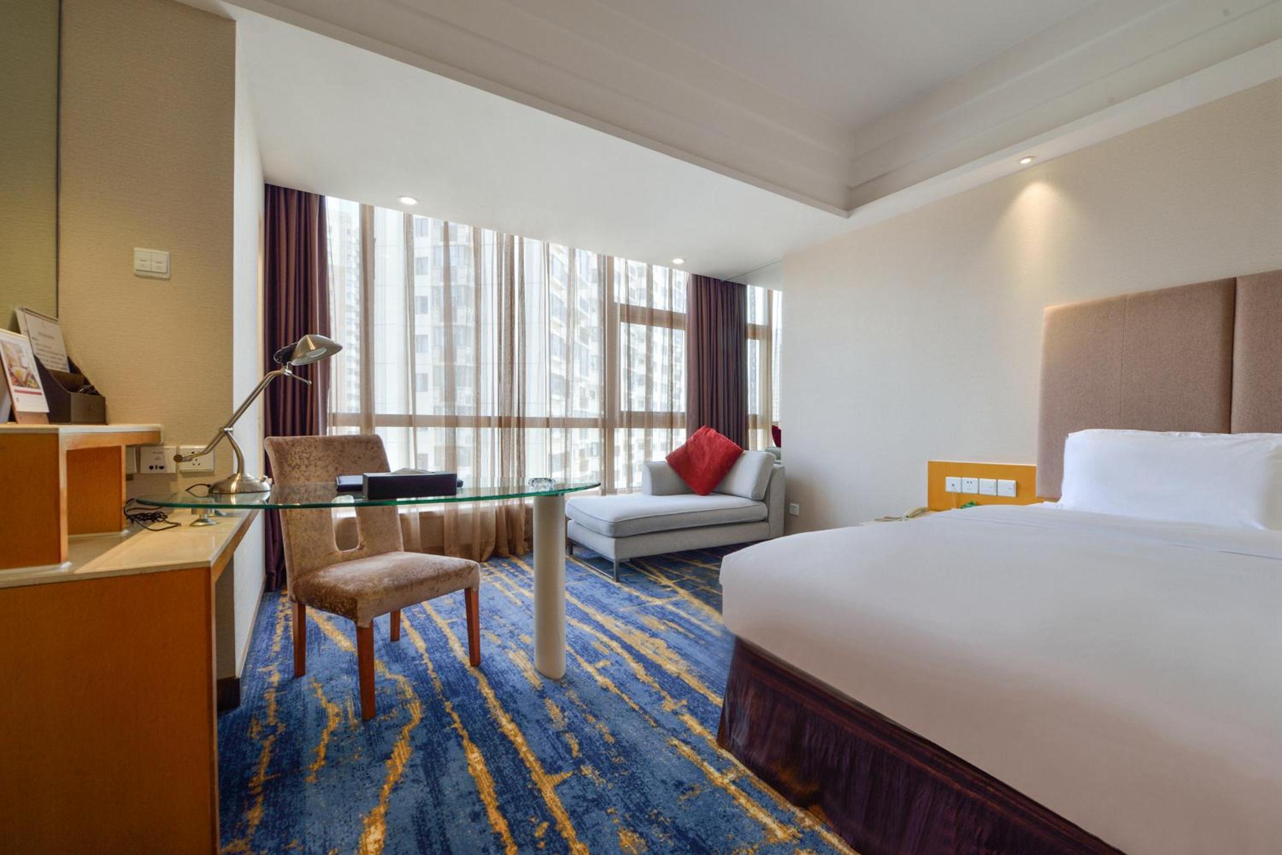 Twin Room With City View