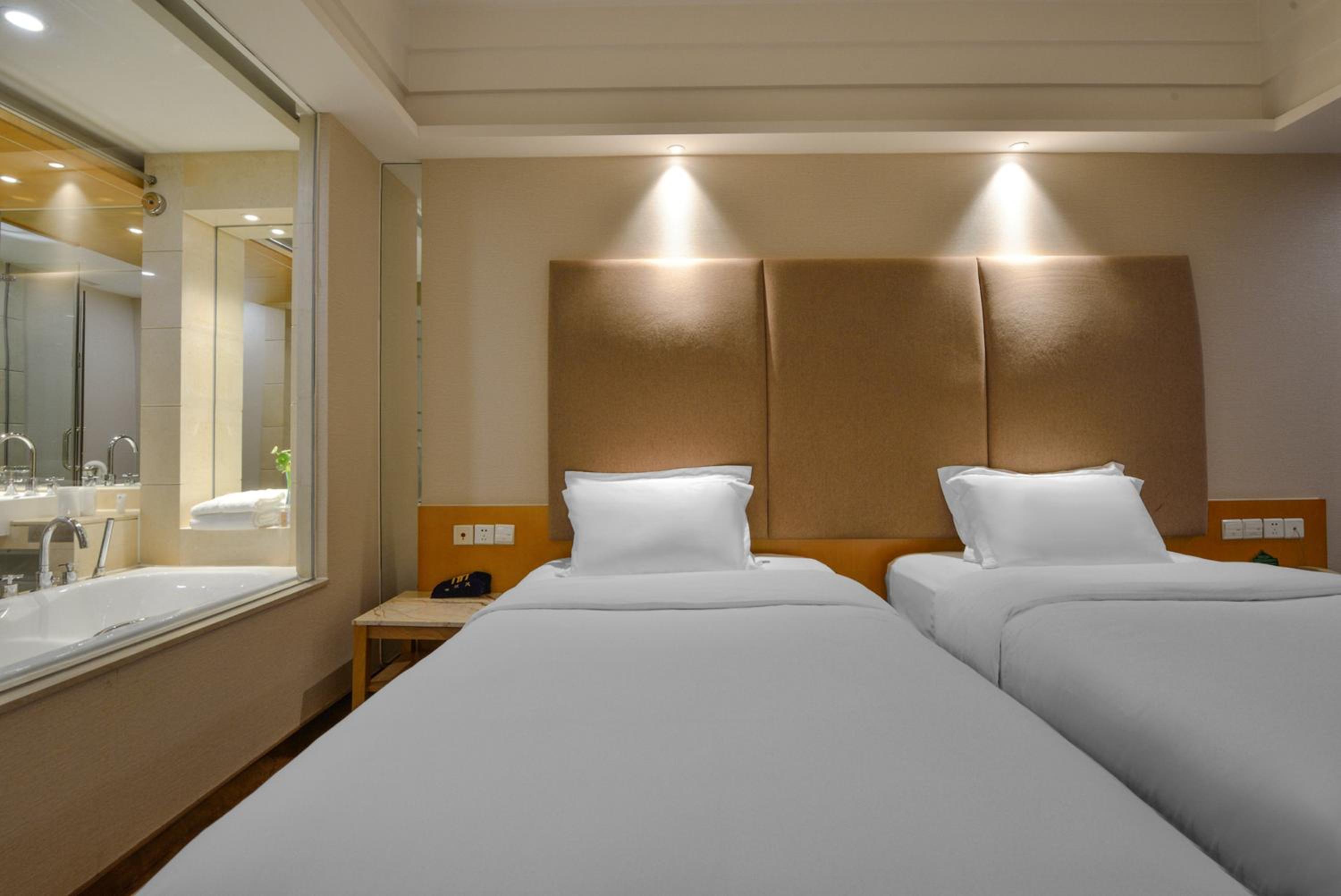 Superior Double Room with Garden View photo 2