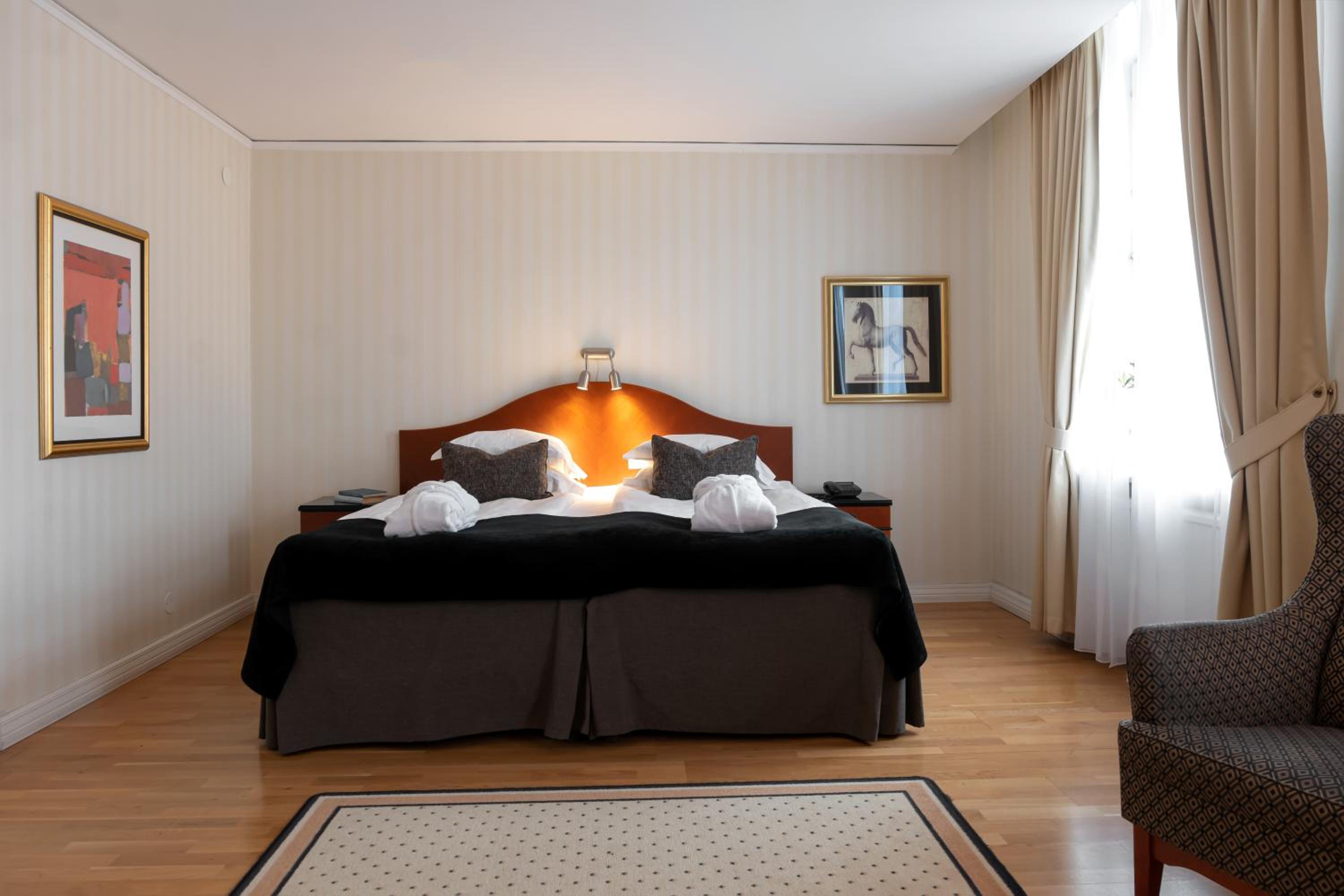 Deluxe Double or Twin Room - Photo 1