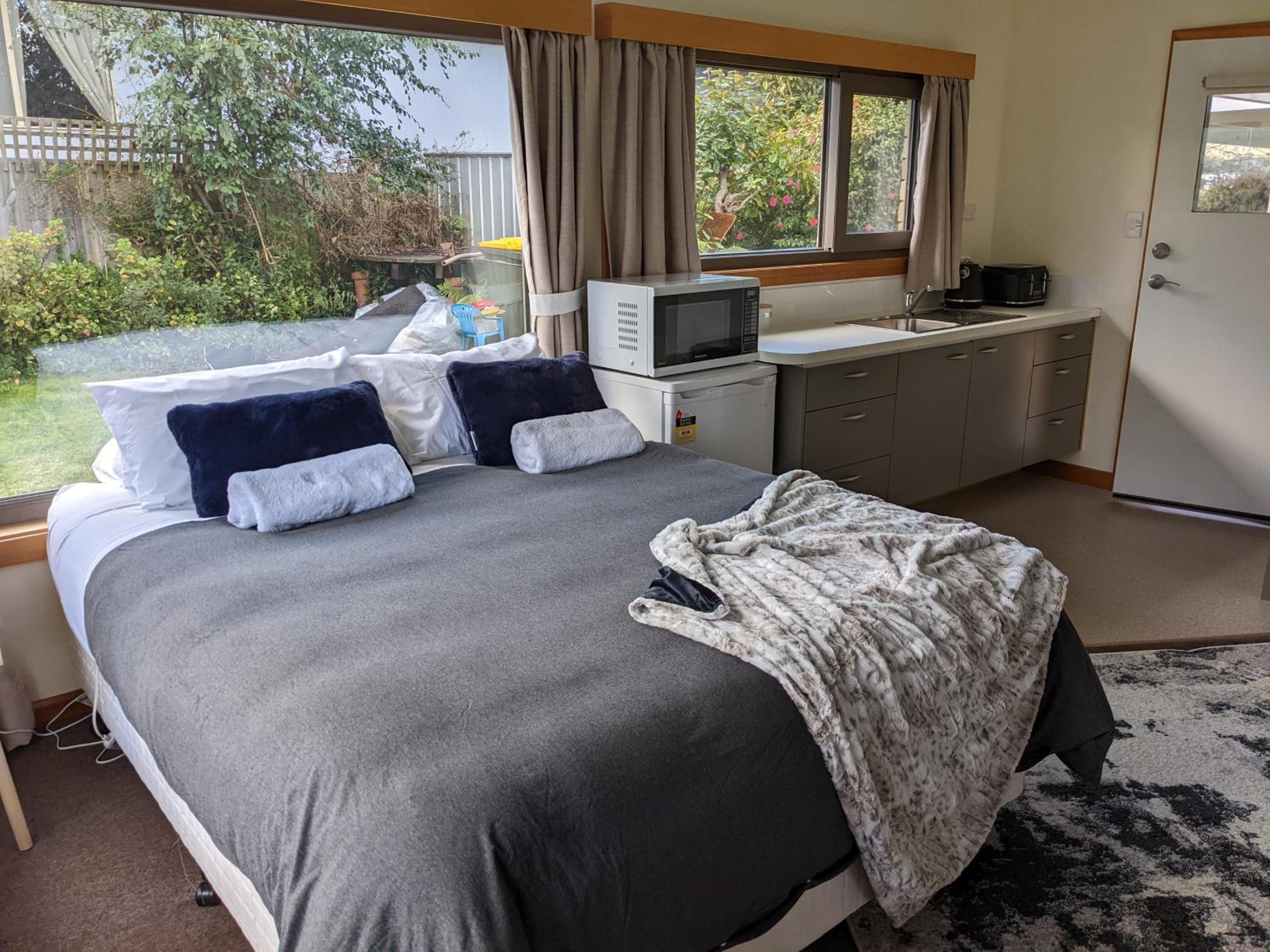 Deluxe Family Suite photo 3