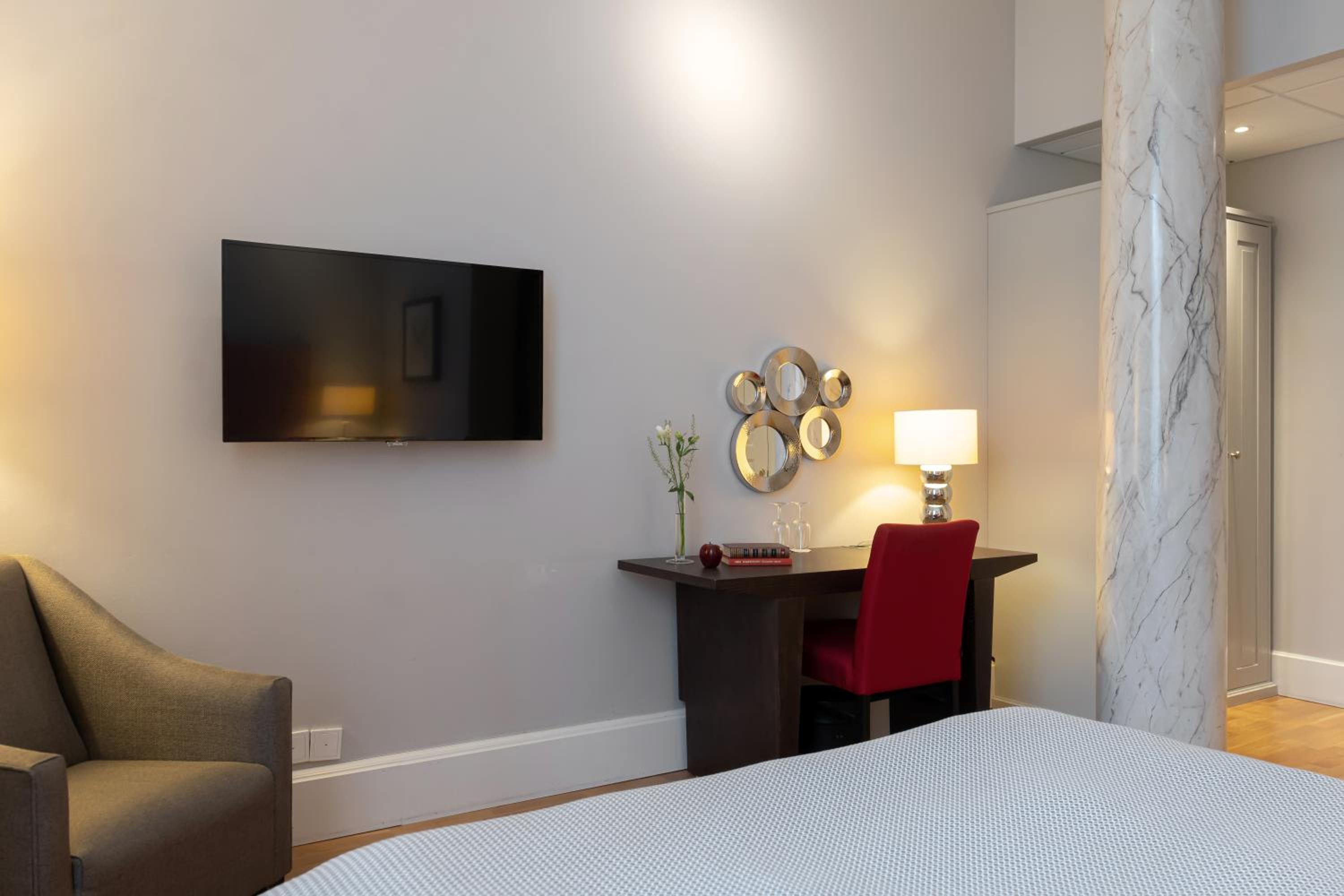 Standard Queen Room - Photo 3