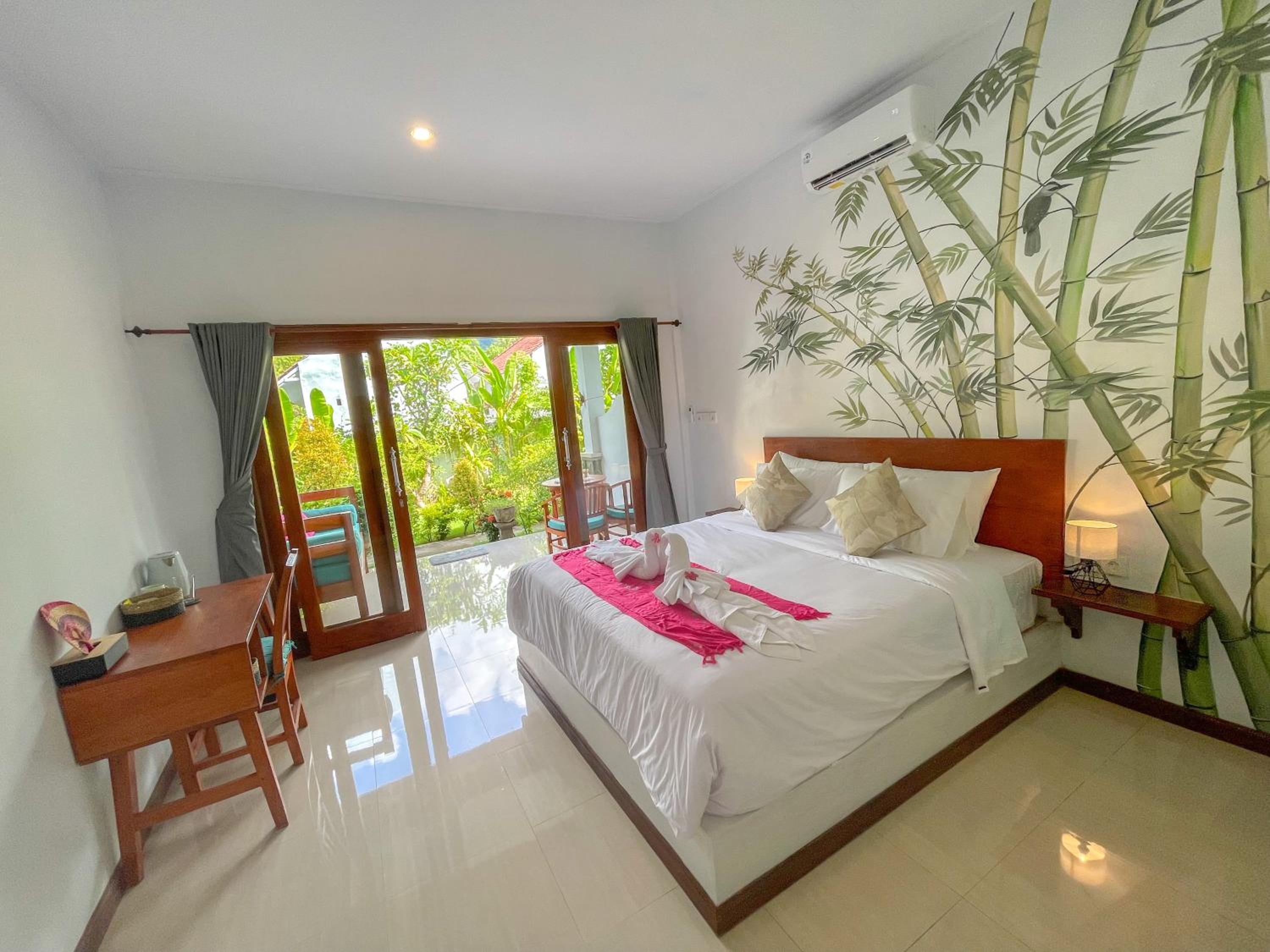Double Room with Garden View - Photo 12