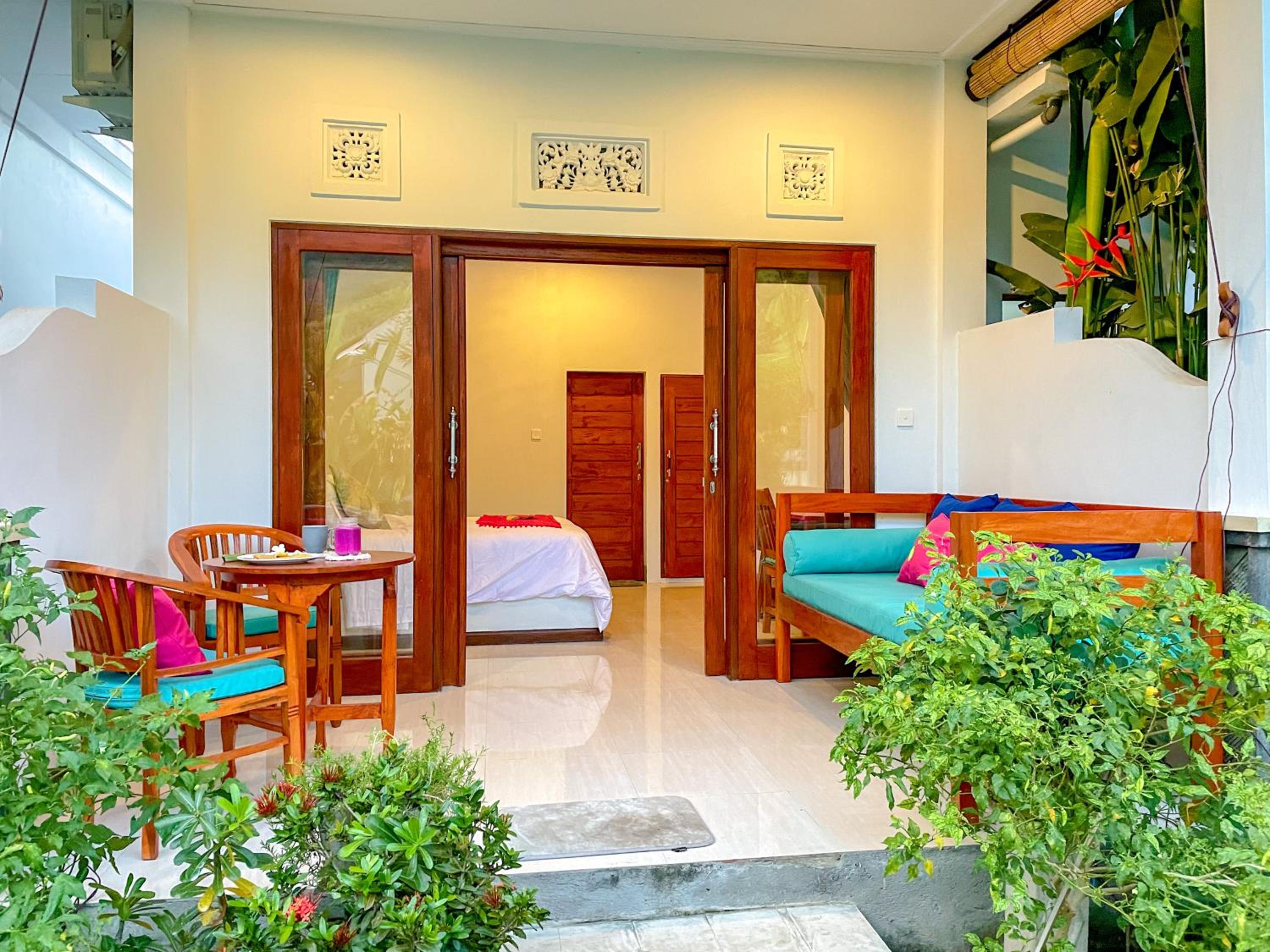 Double Room with Garden View - Photo 9
