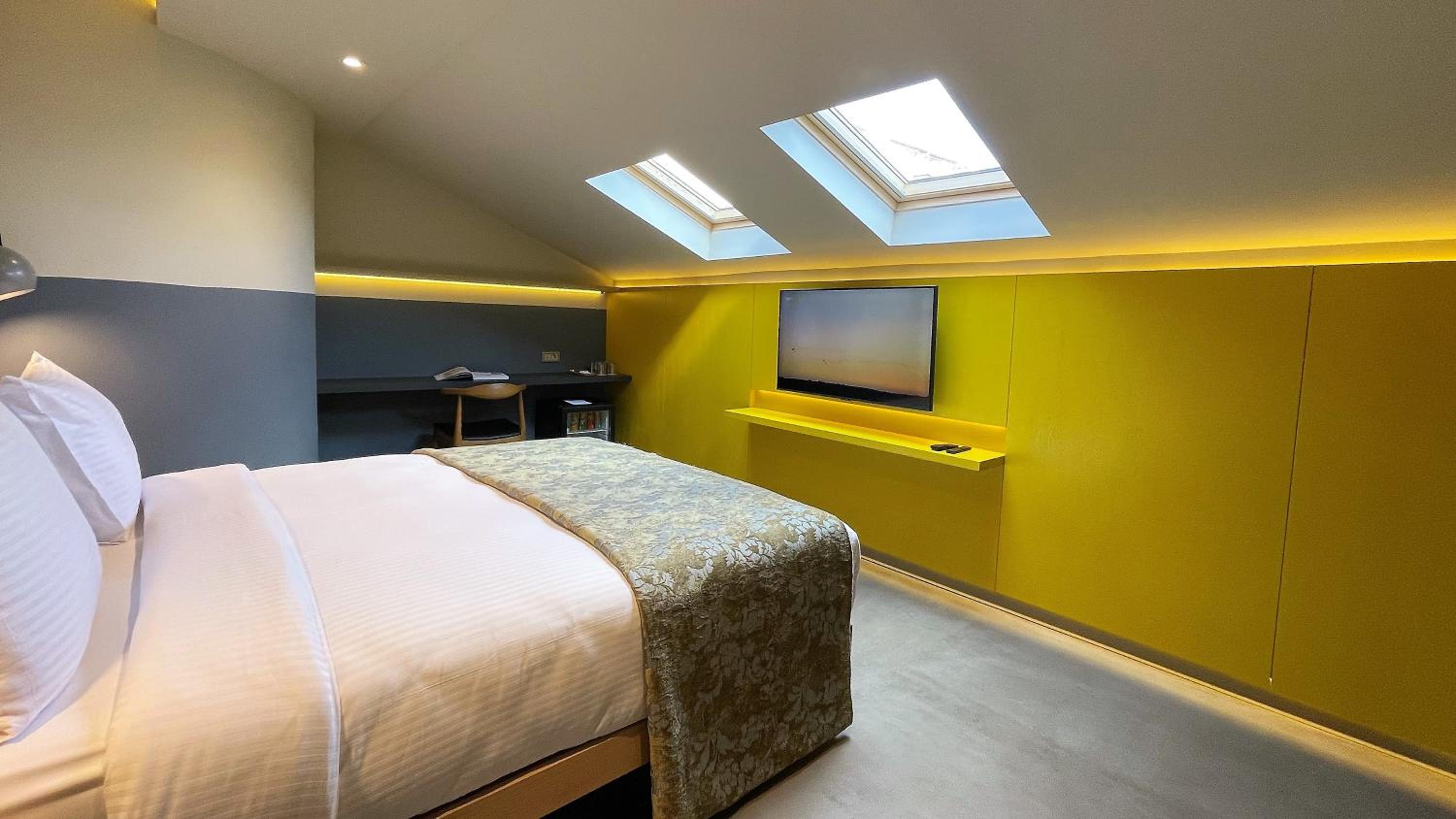 Standard Queen Room photo 1