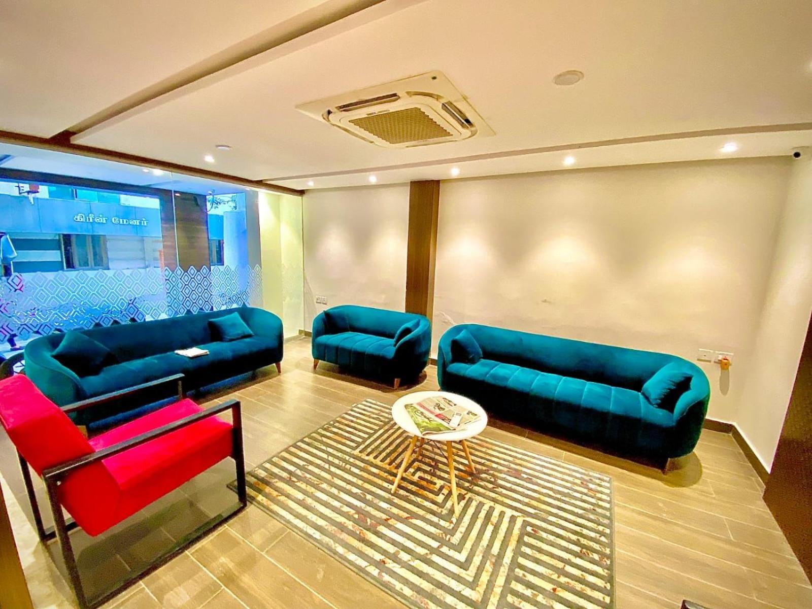 Large Double Room photo 2