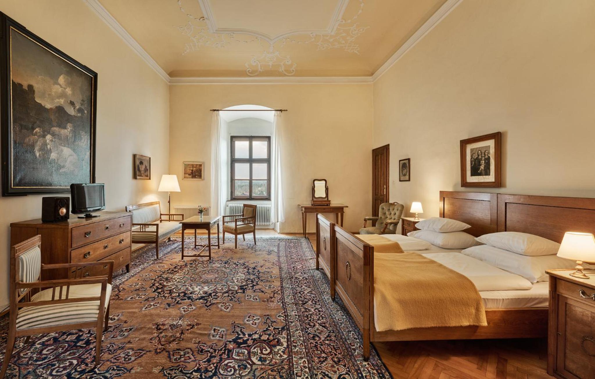 Large Double Room