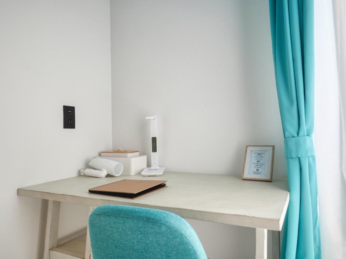 Standard Double Room - Photo 25