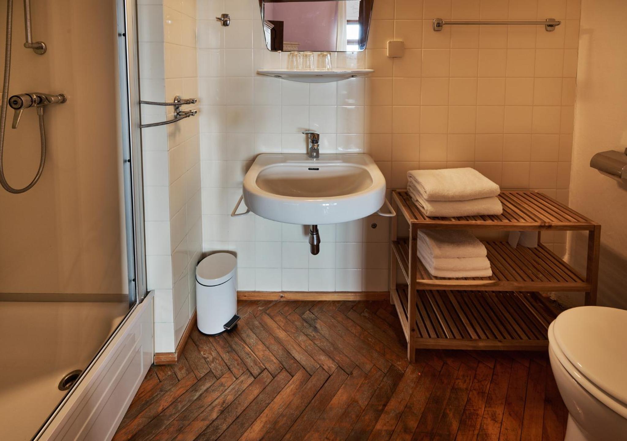 Deluxe Family Suite photo 2