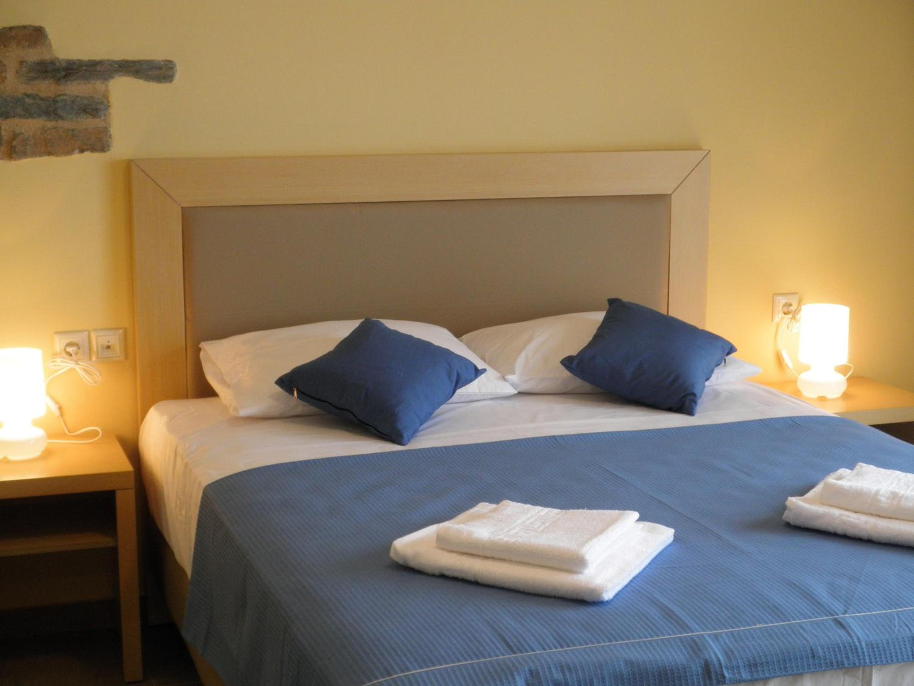 Double Room with Sea View - Photo 7